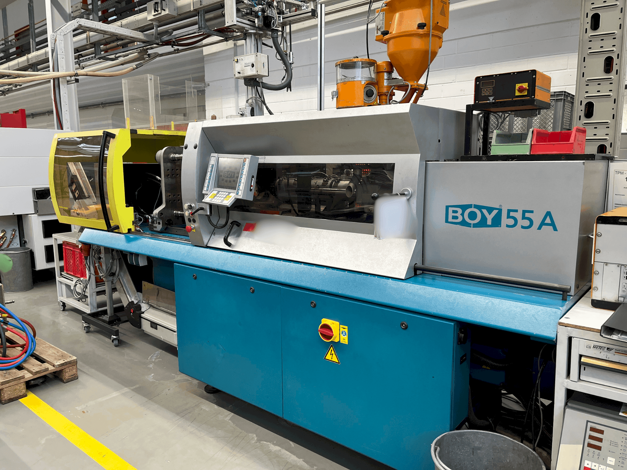 Makine BOY 55A - Önden görünüm