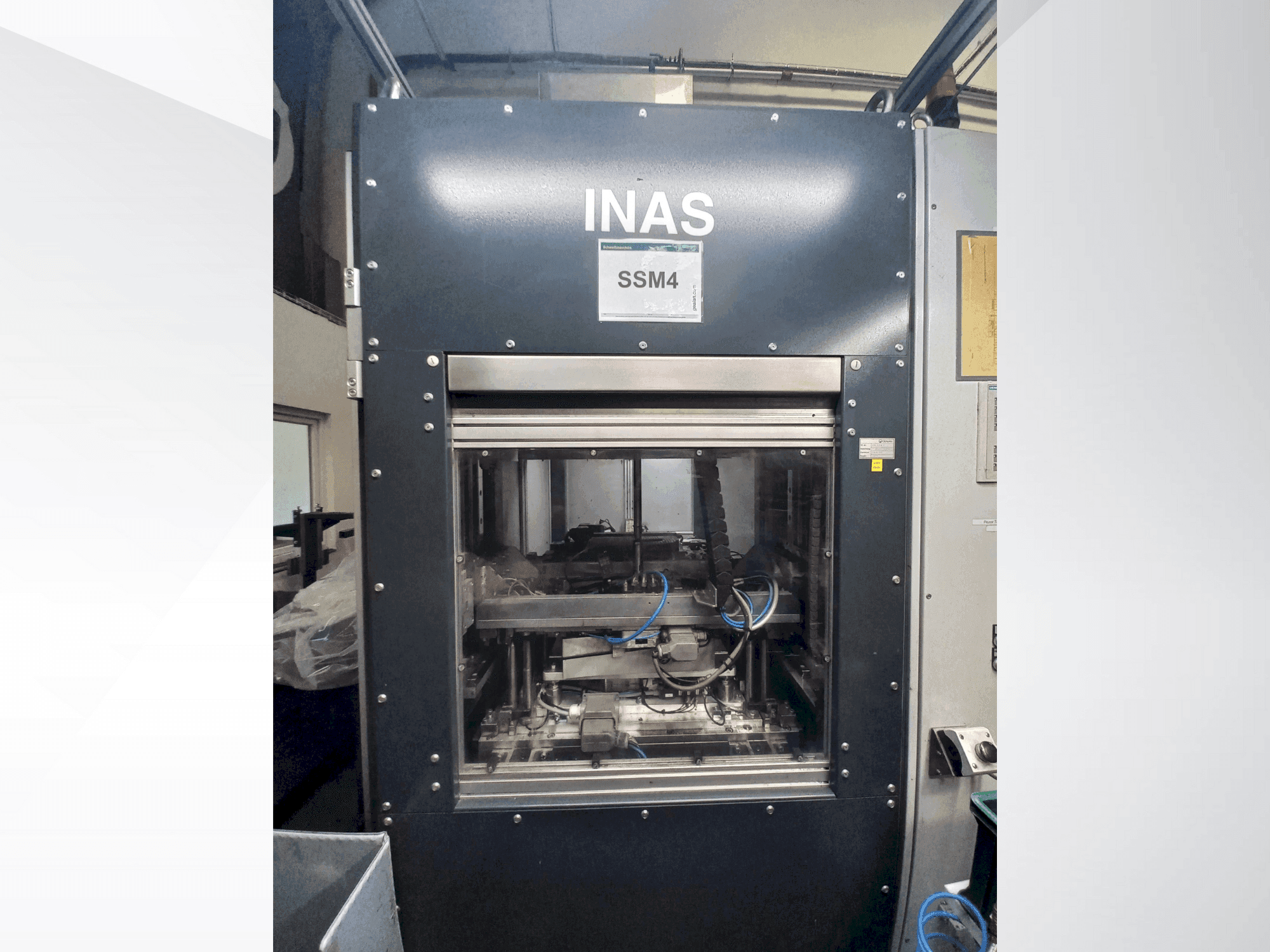 Makine INAS VSM 210 - Önden görünüm