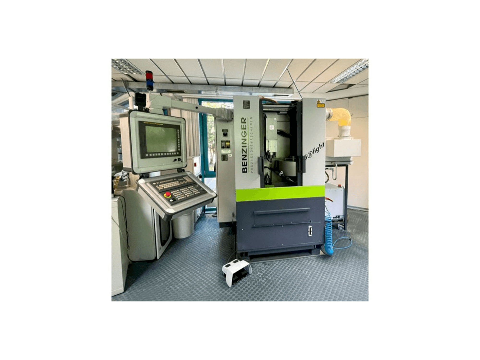 Makine Benzinger 5@light - Önden görünüm