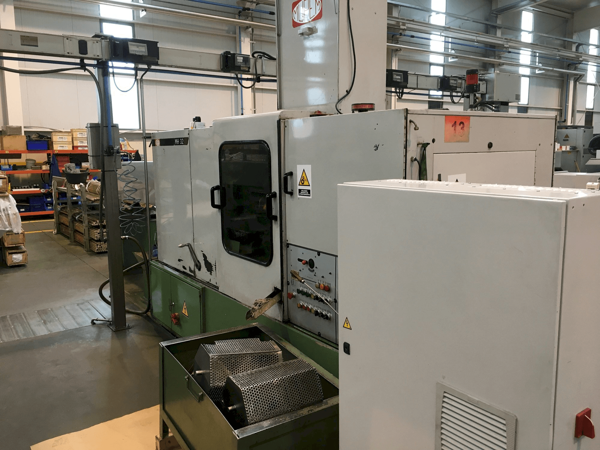 Makine Mupem MH 32 - Önden görünüm