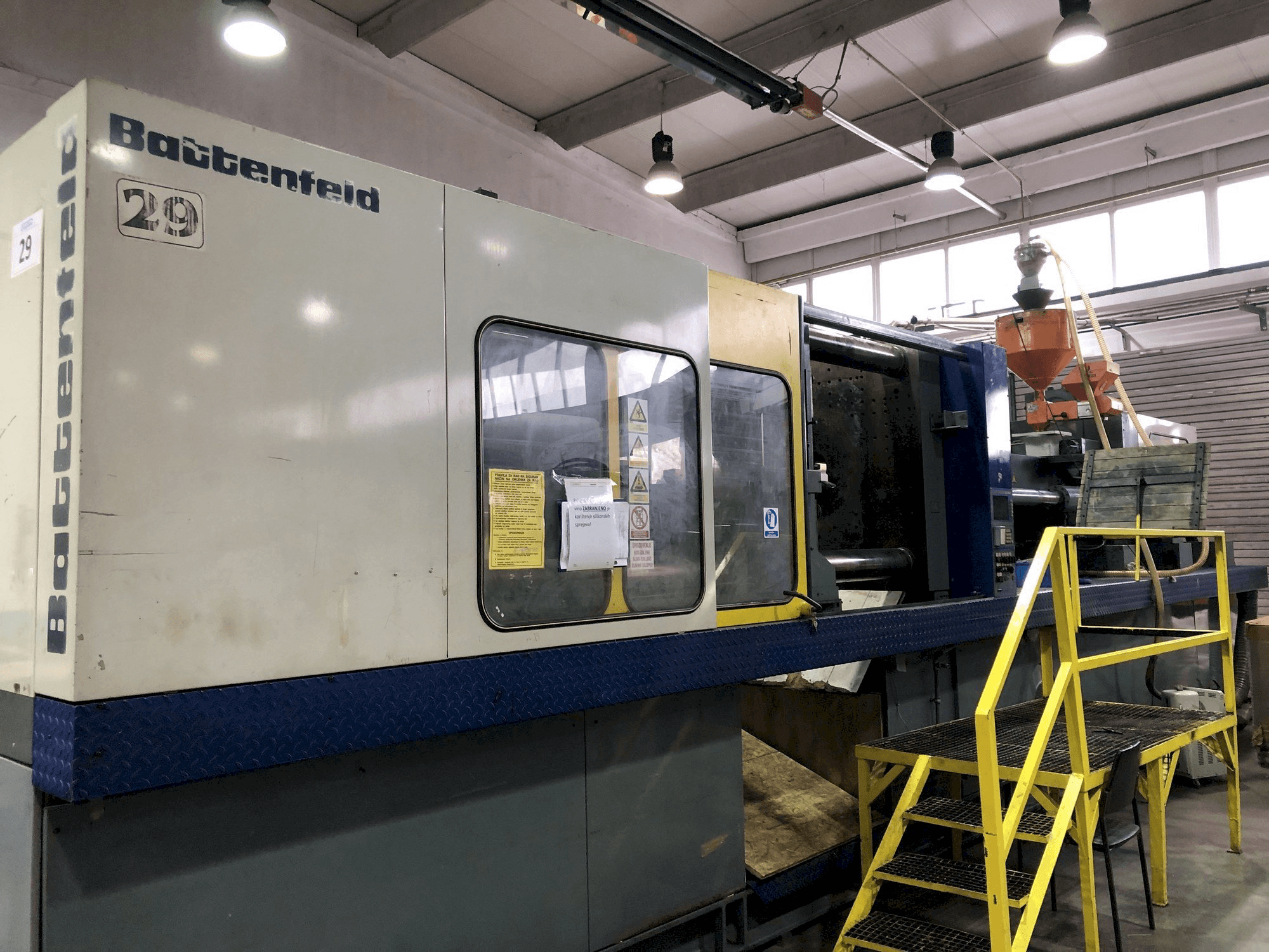 Makine Battenfeld BA-T 6500/6300 - Önden görünüm