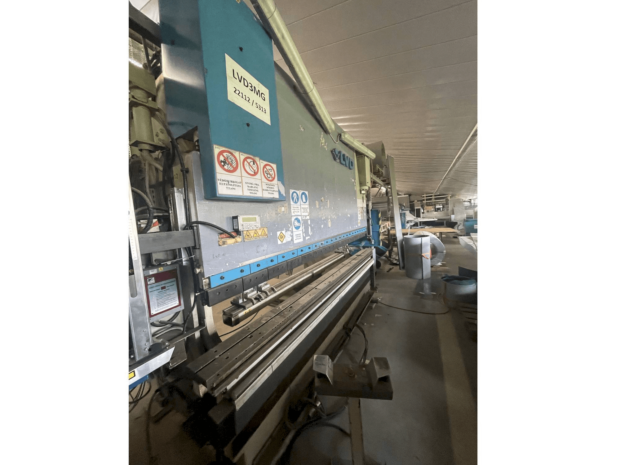 Makine LVD Ppeb 110/30 - Önden görünüm