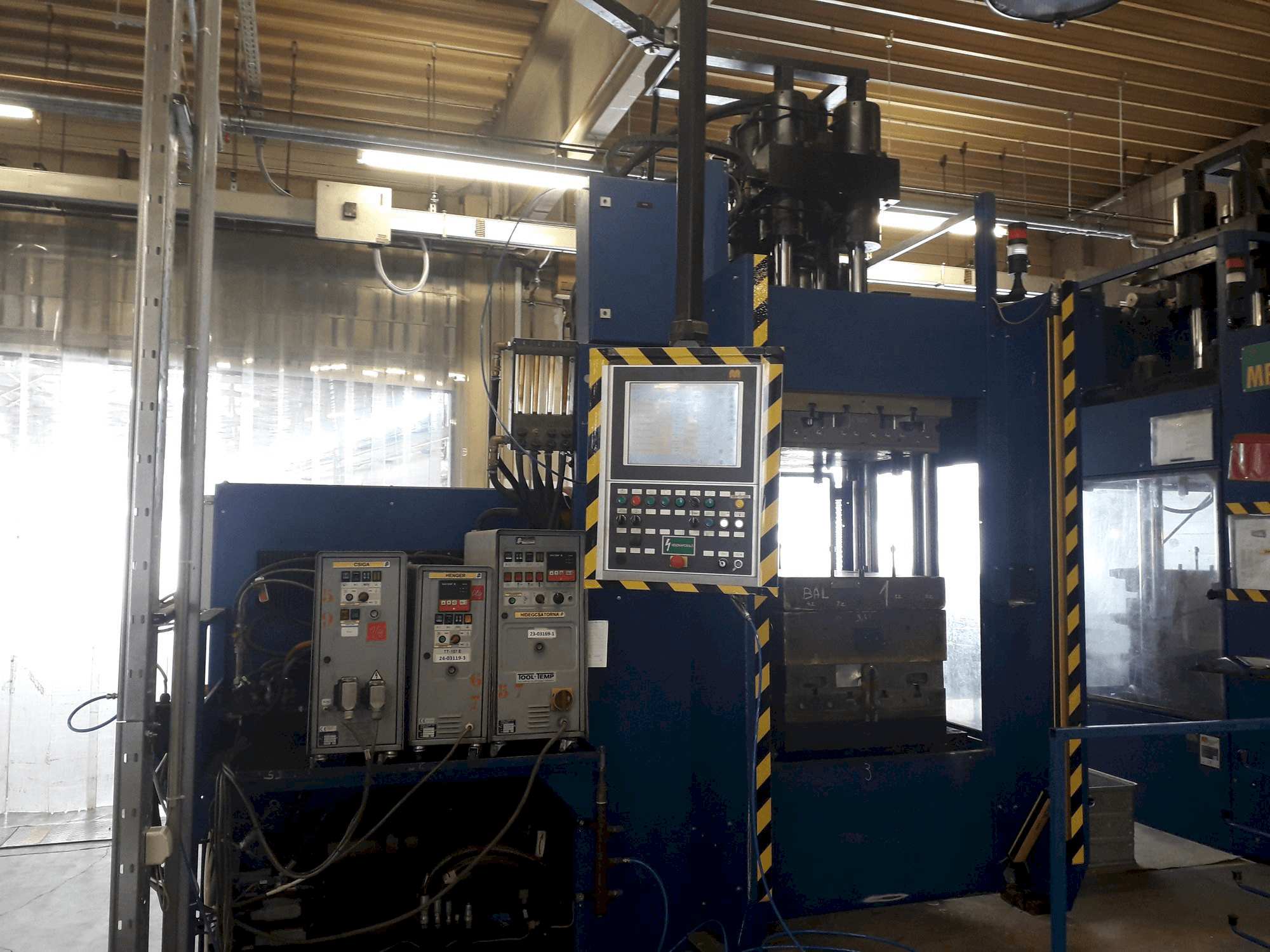 Makine MAPLAN MTF2000/250 - Önden görünüm