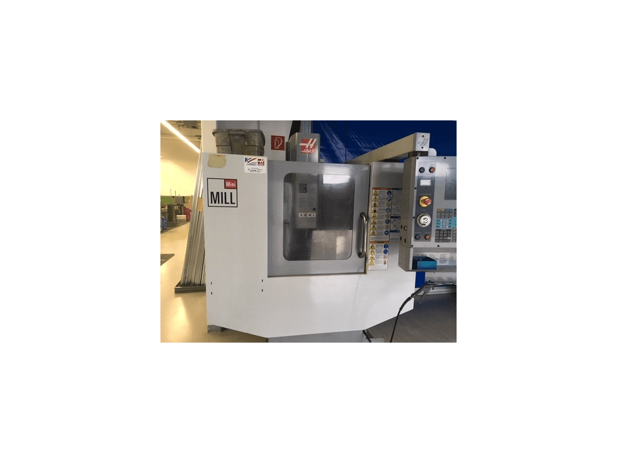 Makine HAAS Mini Mill HE - Önden görünüm