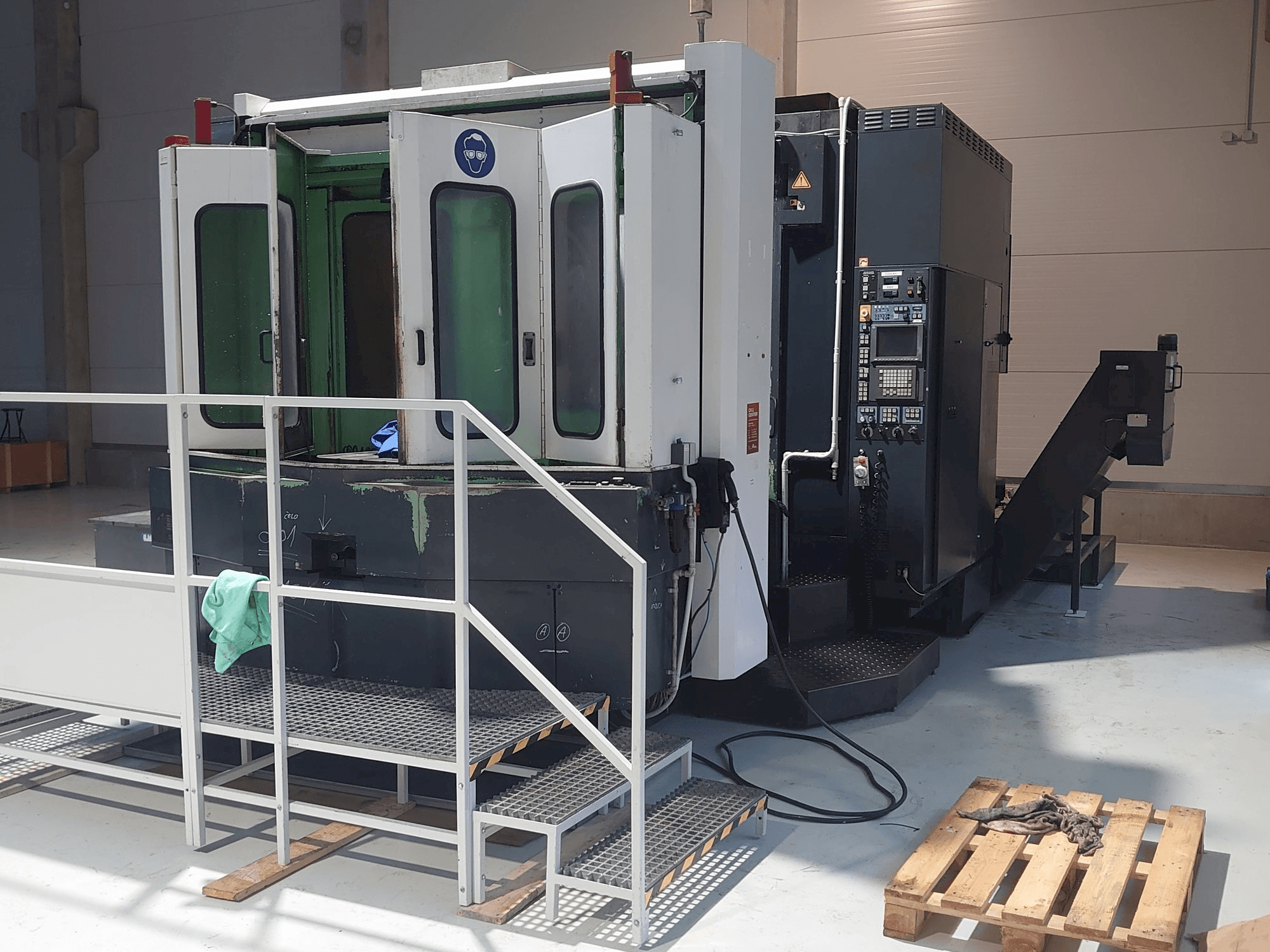 Makine Makino A77 - Önden görünüm