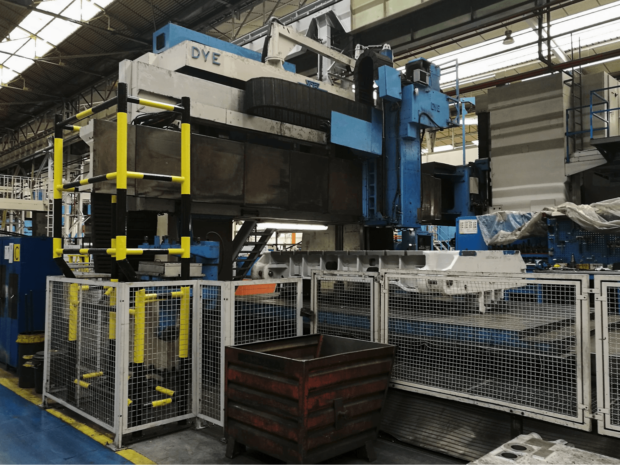 Makine DYE - Sol görünüm FPF-4-N/C