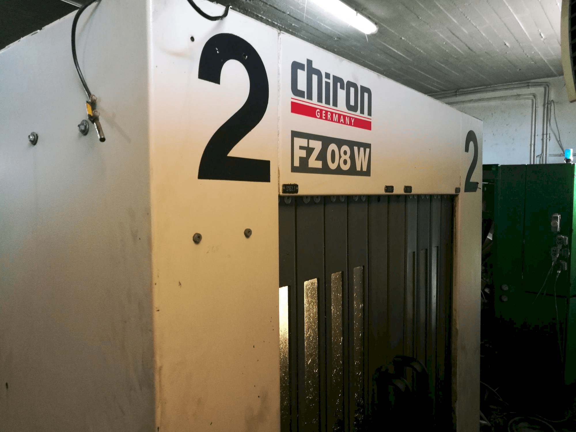 Makine CHIRON FZ 08 W - Önden görünüm