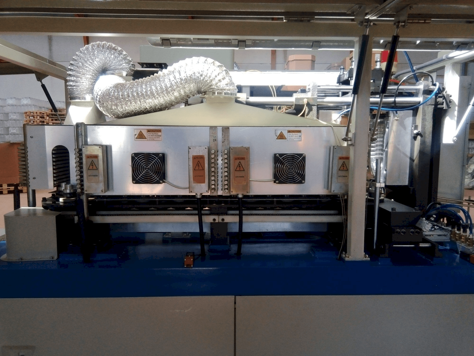 Makine YANCED YS600 - Önden görünüm