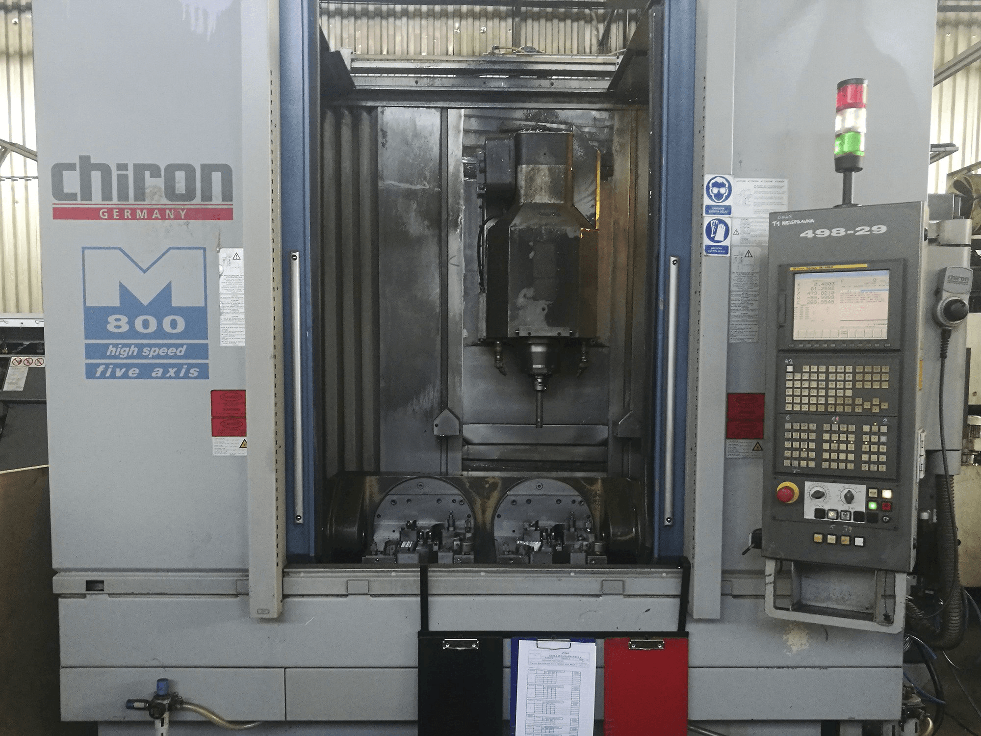 Makine CHIRON - Önden görünüm MILL 800