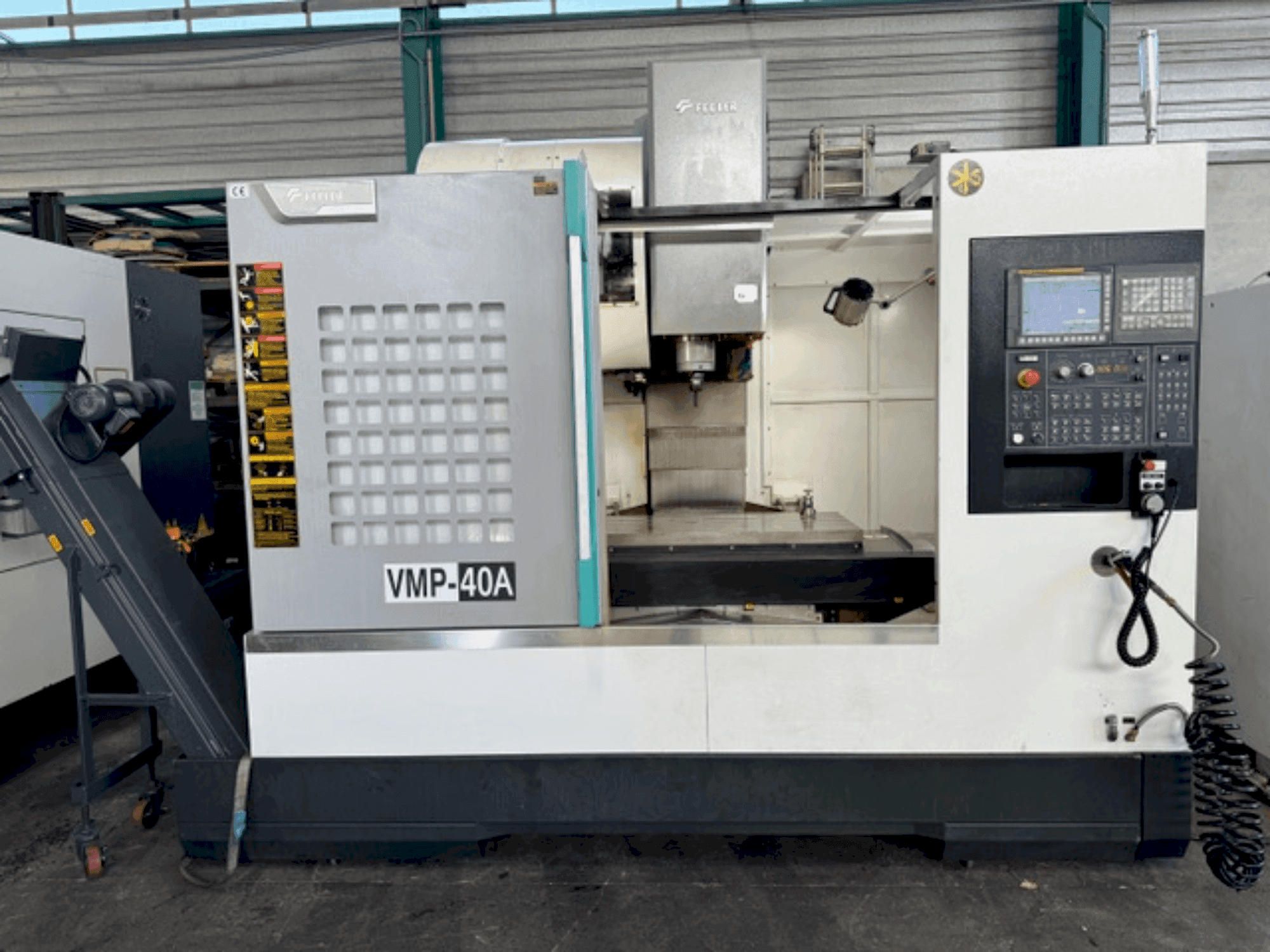 Makine Feeler VMP40A - Önden görünüm