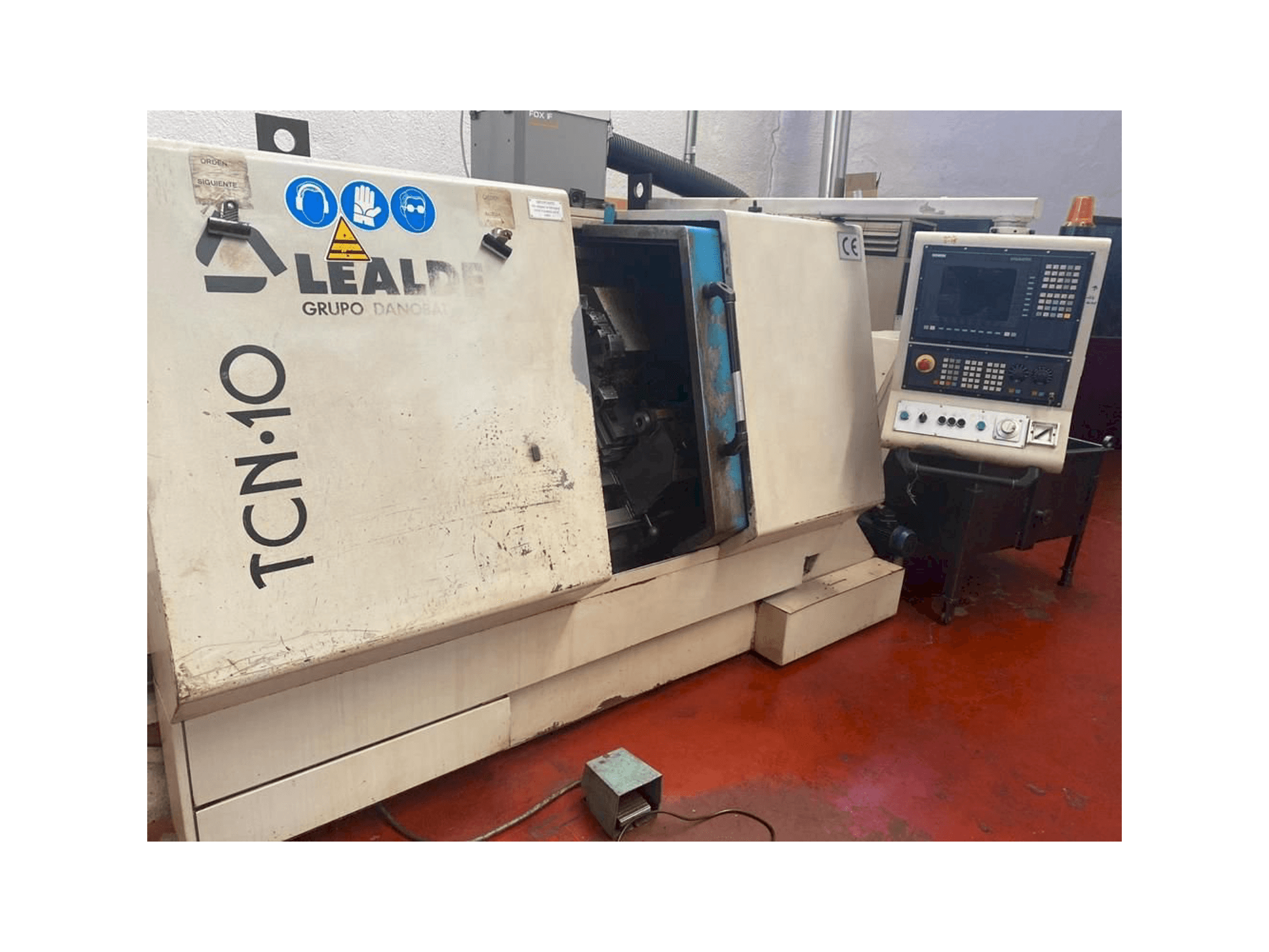 Makine Lealde TCN-10 - Önden görünüm