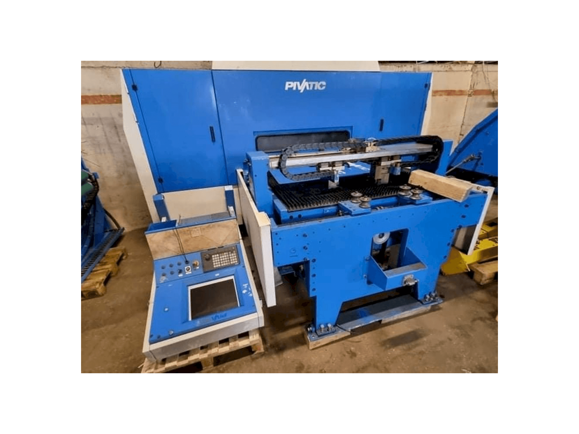 Makine Pivatic PCC125 - Önden görünüm