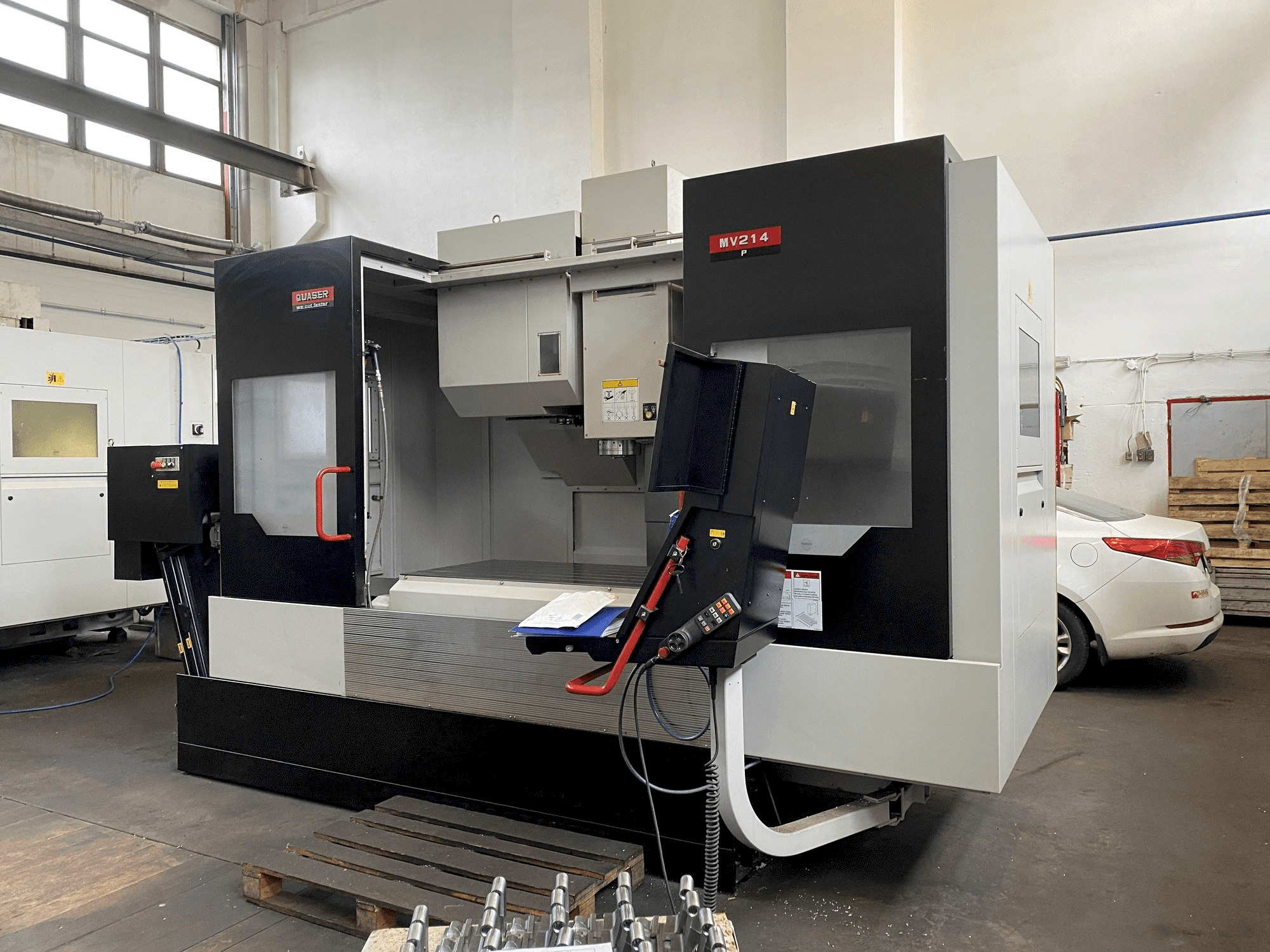 Makine Quaser MV214P/12B - Önden görünüm