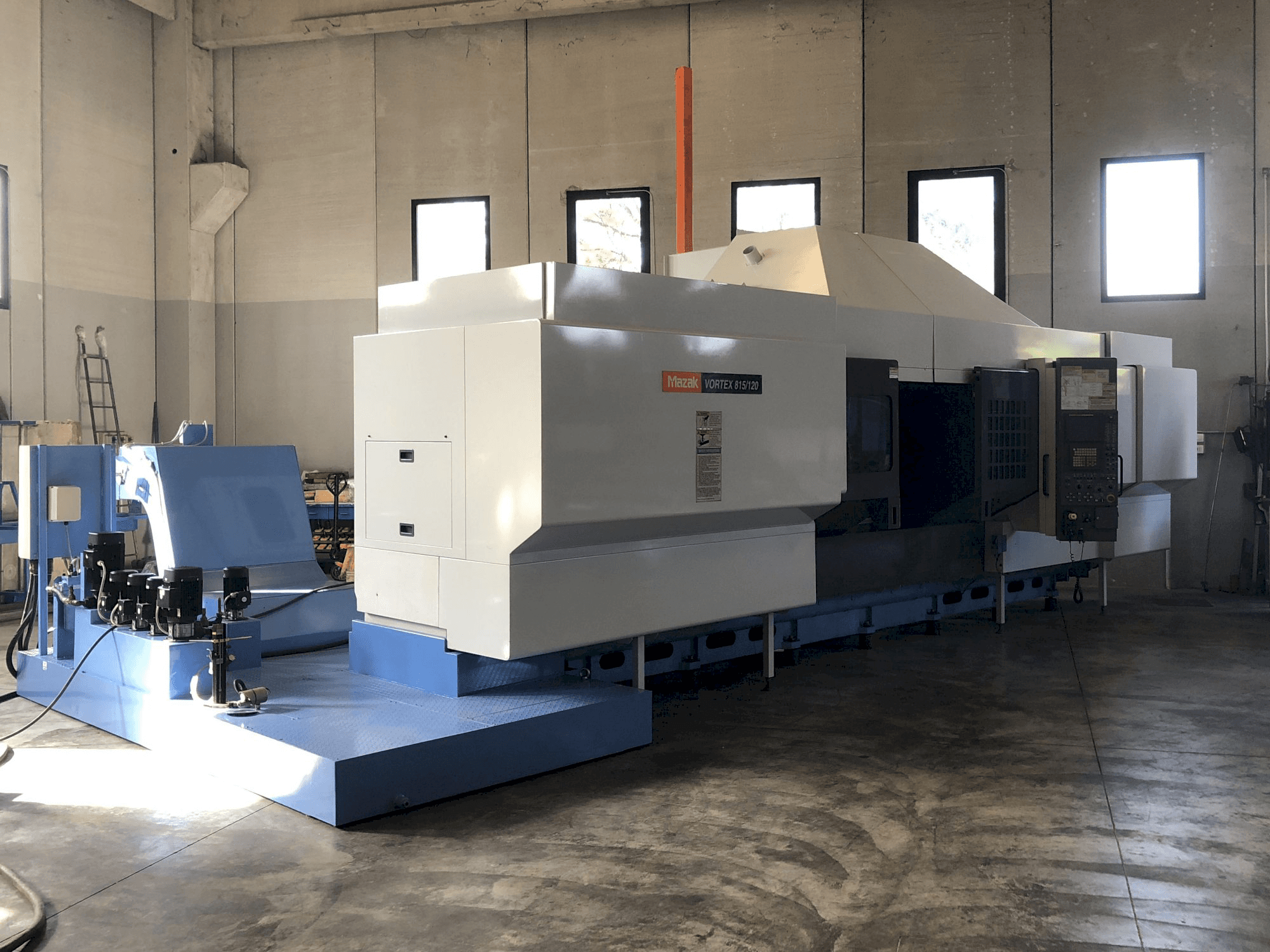 Makine Mazak - Önden görünüm VORTEX 815/120