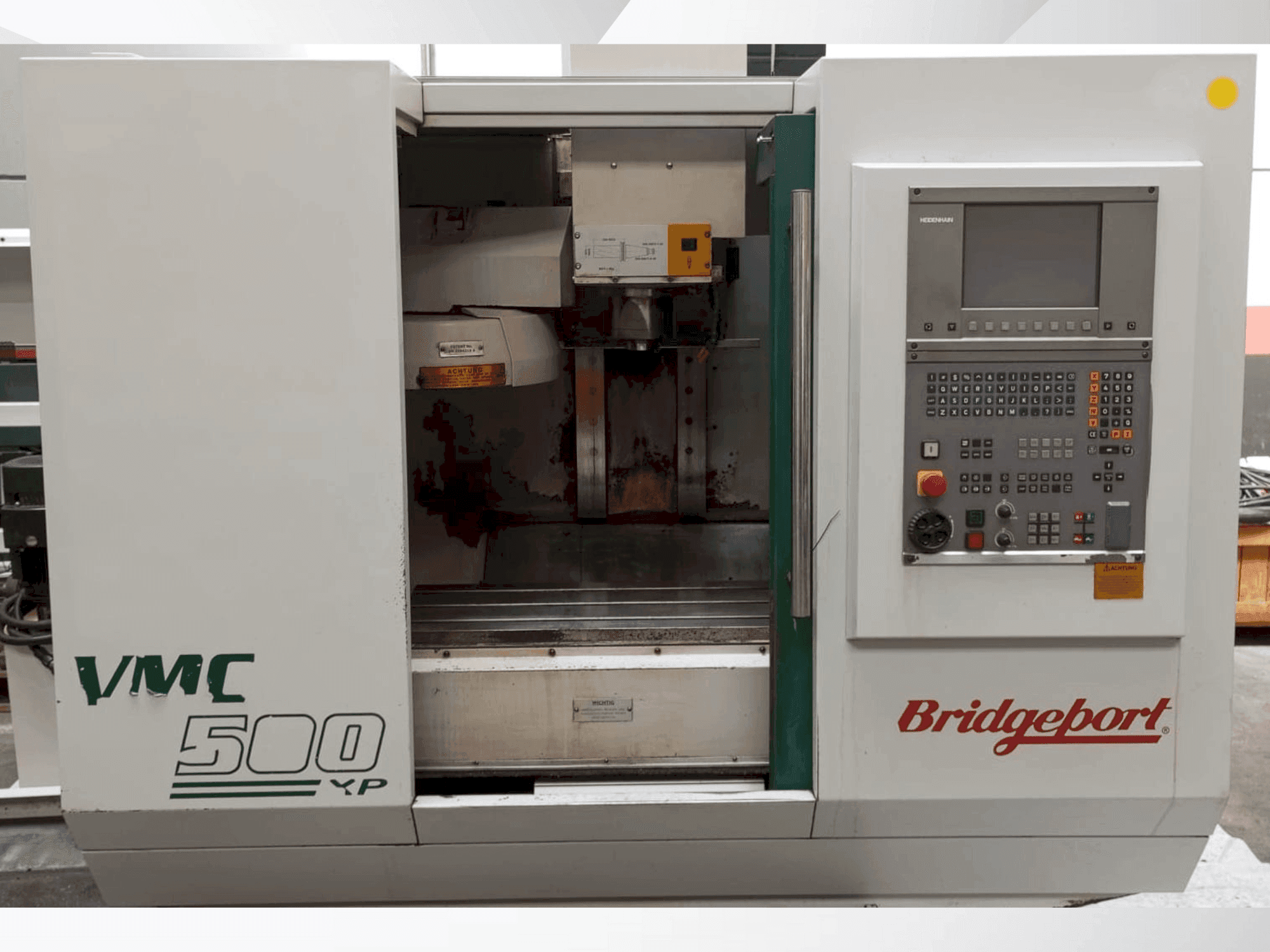 Makine Bridgeport VMC 500 XP - Önden görünüm