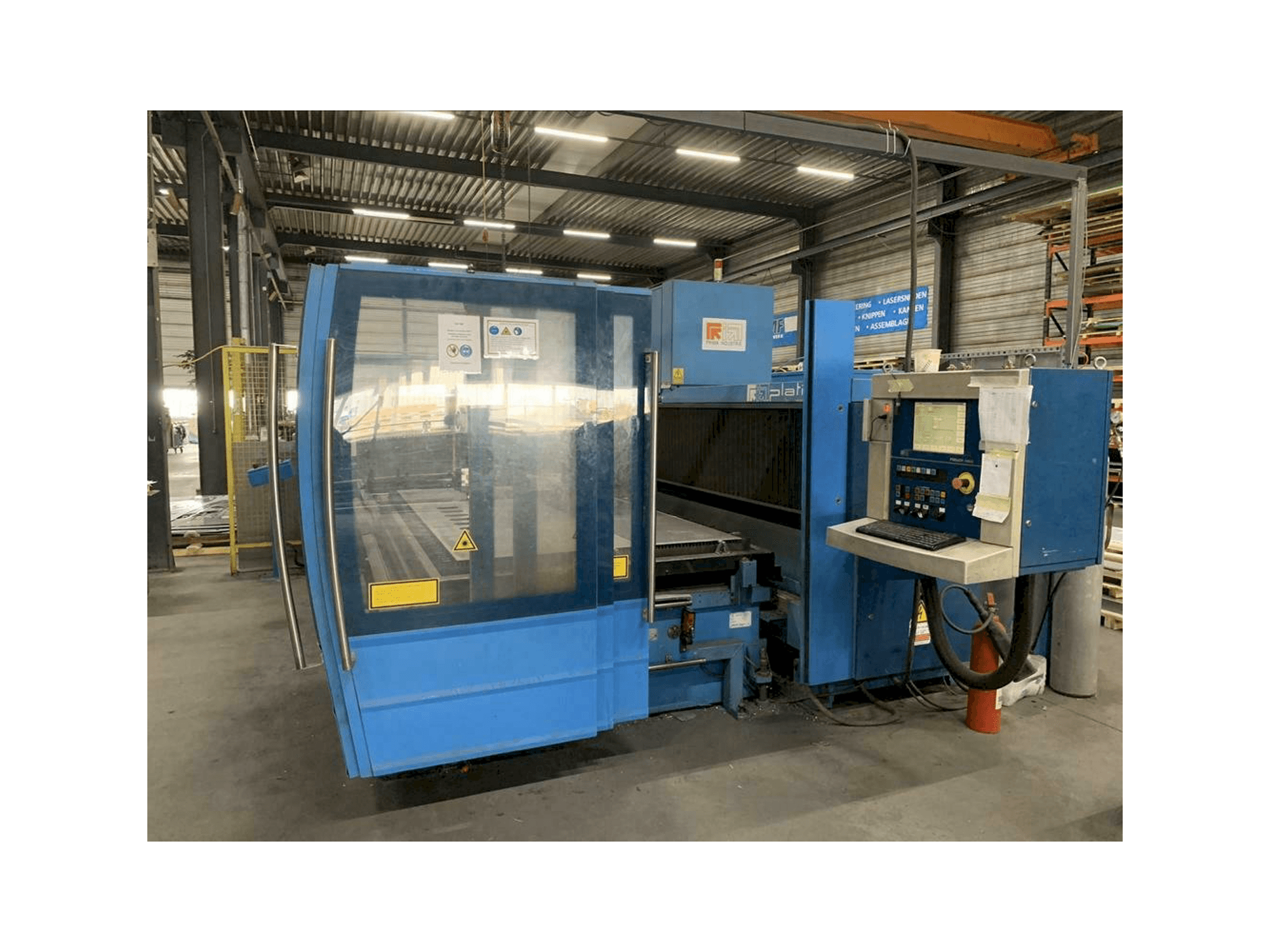 Makine Prima Power Platino 1530 - Önden görünüm