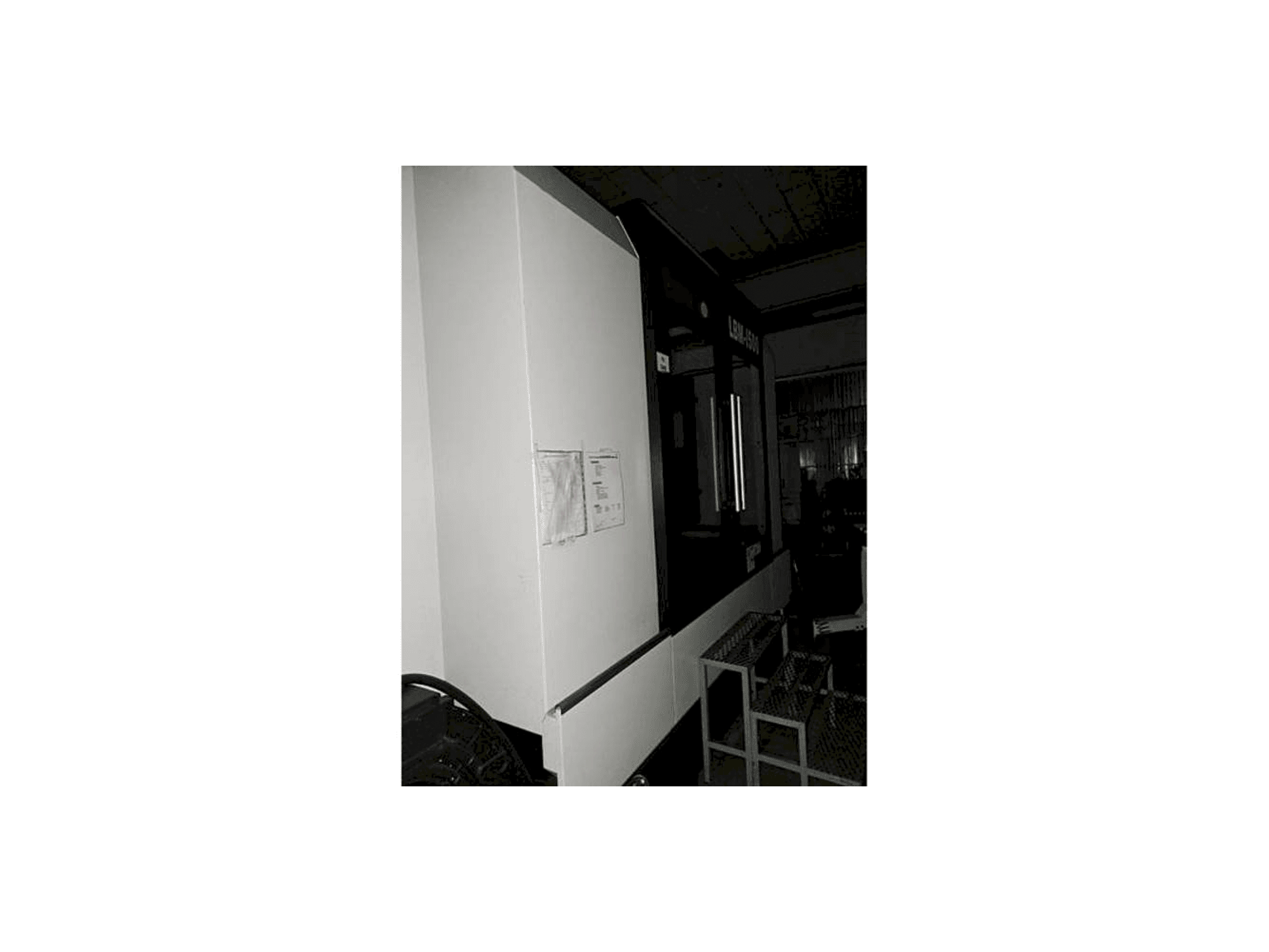 Makine Eumach LBM-1500 - Sol görünüm