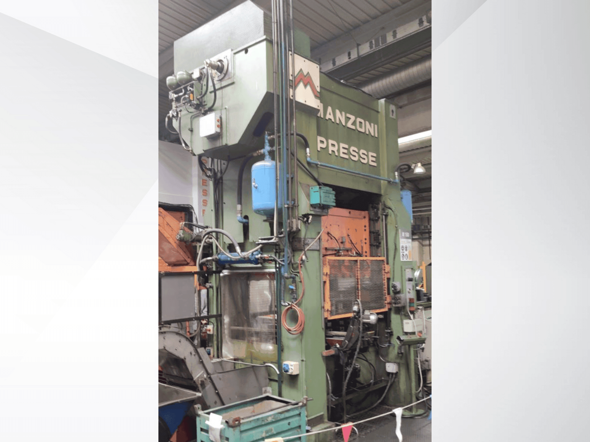 Makine RAVNE PRESSES Manzoni 160 - Önden görünüm