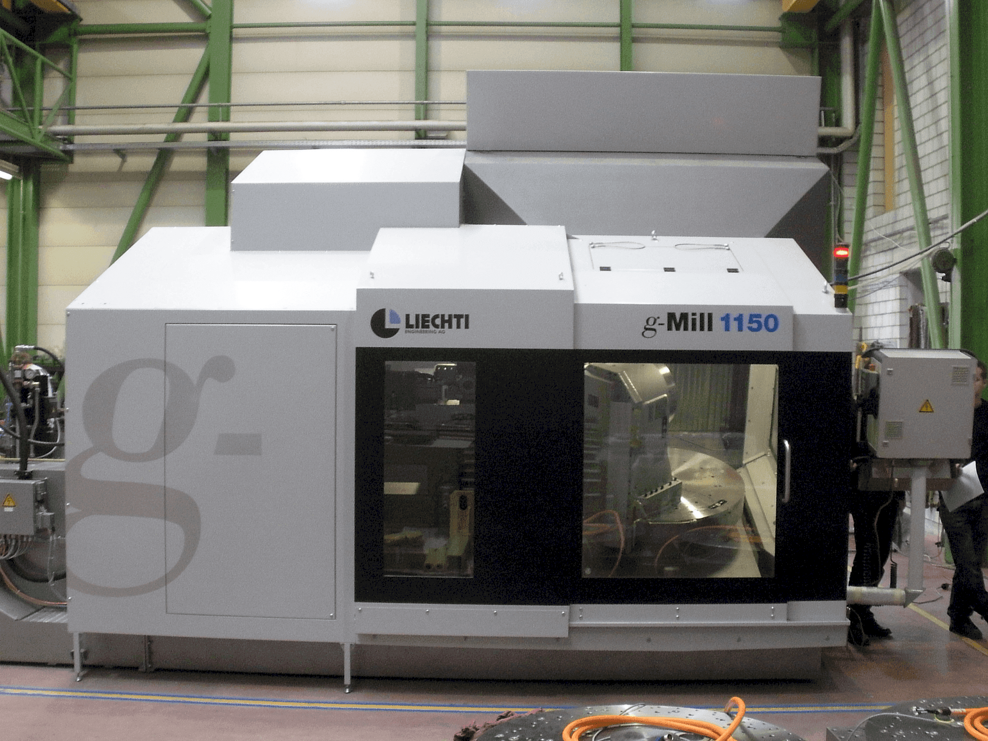 Makine Liechti G-Mill 1150 - Önden görünüm