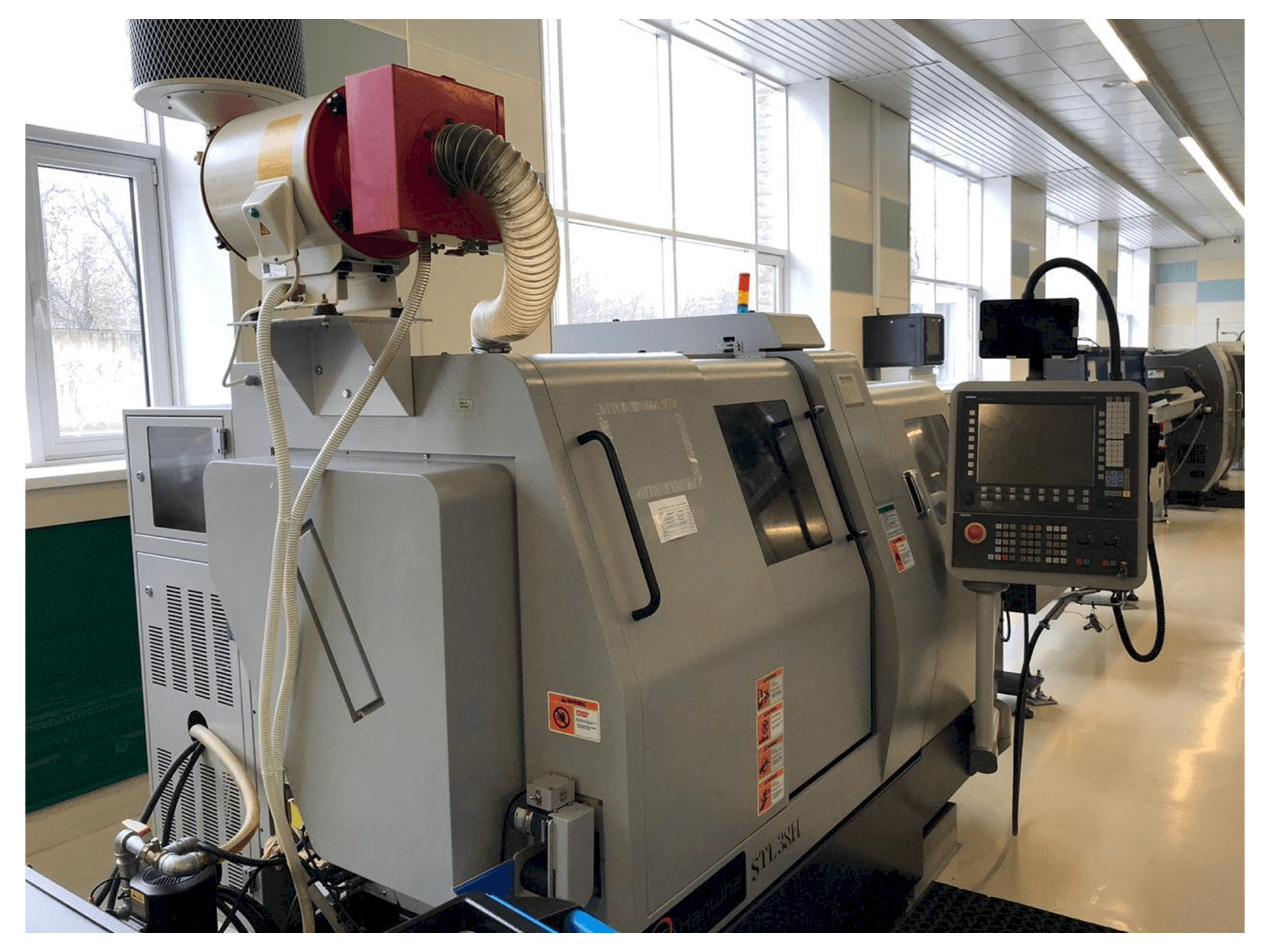 Makine Hanwha STL 38H - Önden görünüm