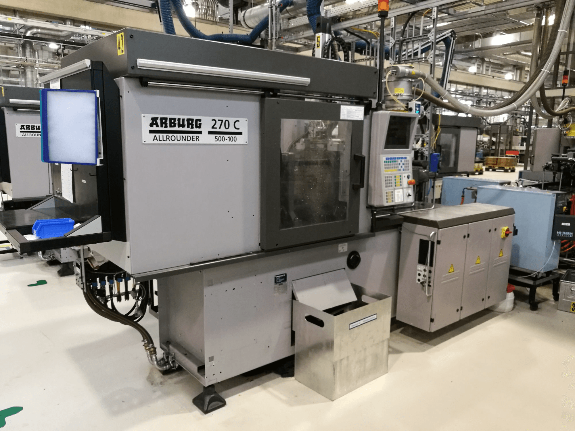 Makine 1 Arburg - Sol görünüm 270C 500-100