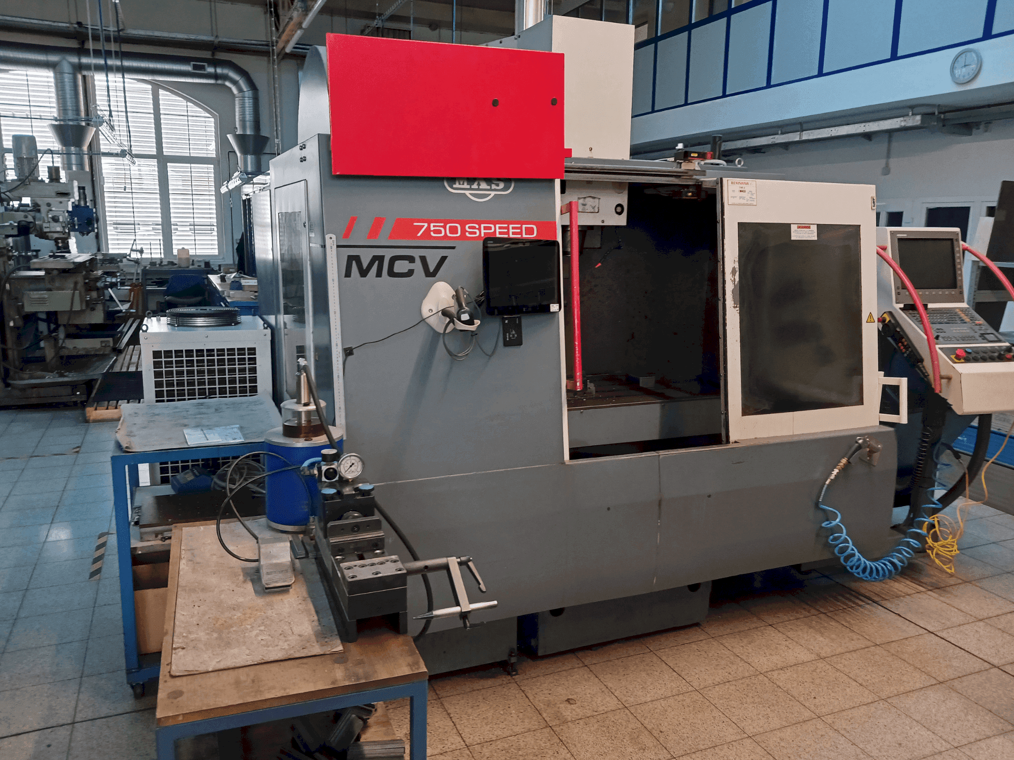 Makine KOVOSVIT MAS MCV 750 Speed - Önden görünüm