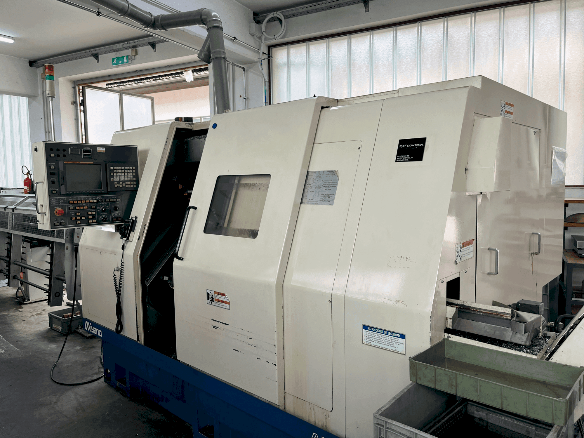 Makine Miyano ABX-51TH2 - Önden görünüm