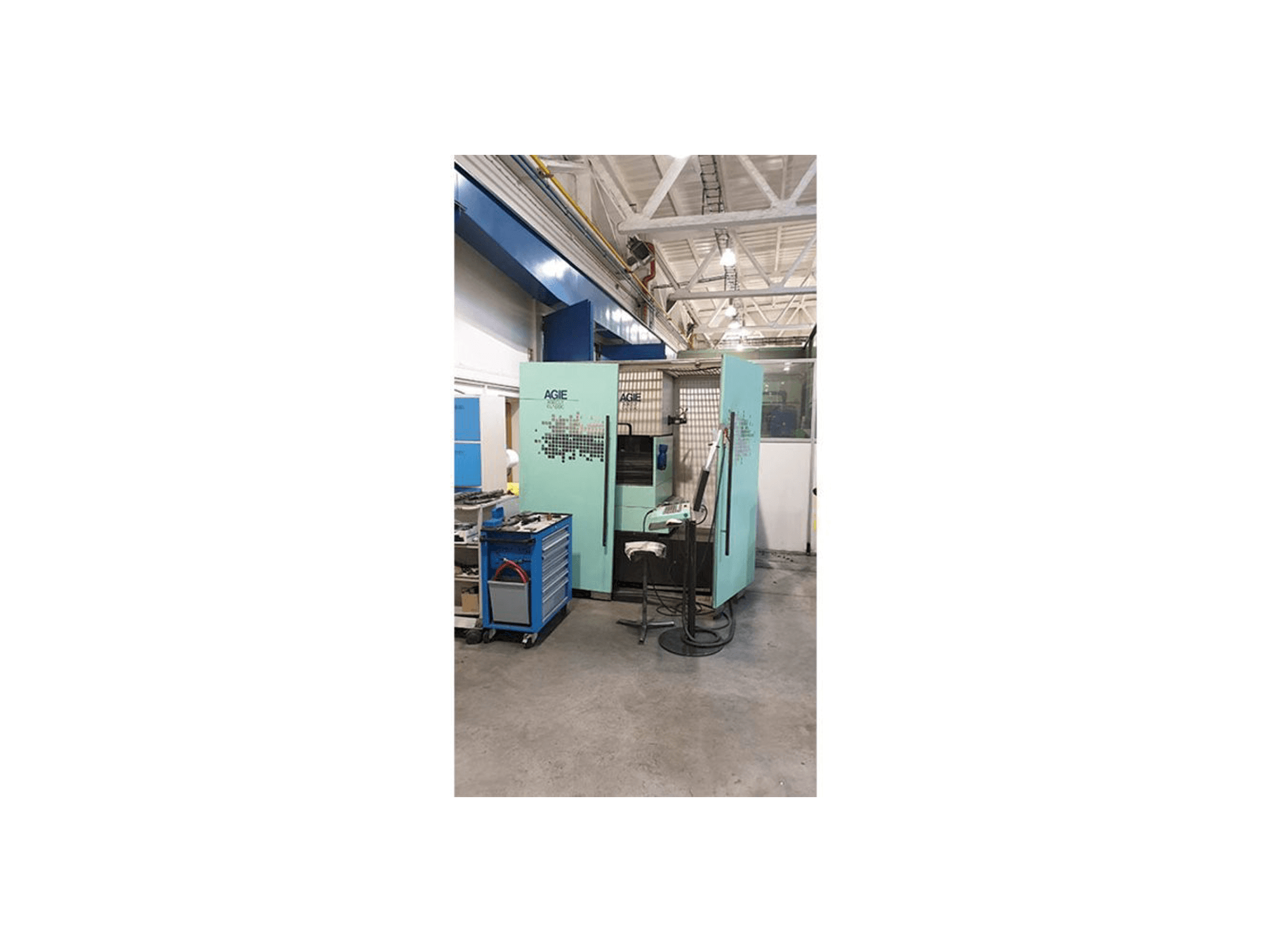 Makine AGIE Agiecut Classic 3 - Önden görünüm