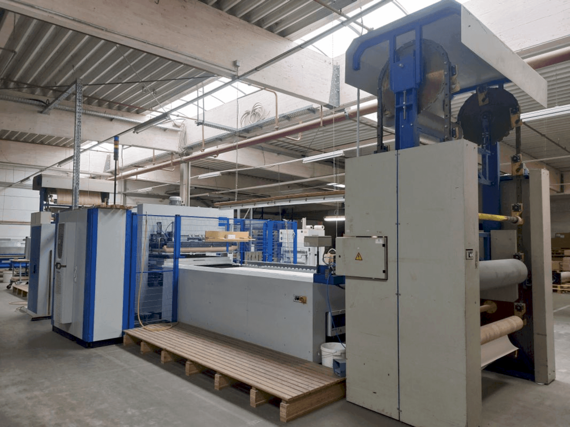 Makine WEMHÖNER Variopress Basic 1000S - Önden görünüm