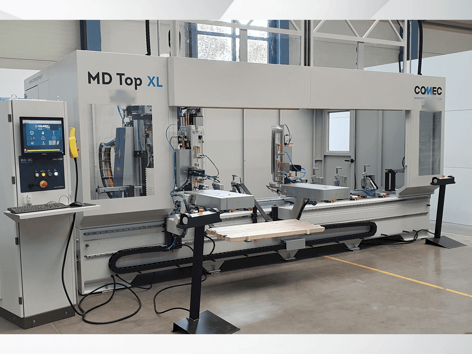 Makine COMEC MD TOP XLS CA2 - Önden görünüm