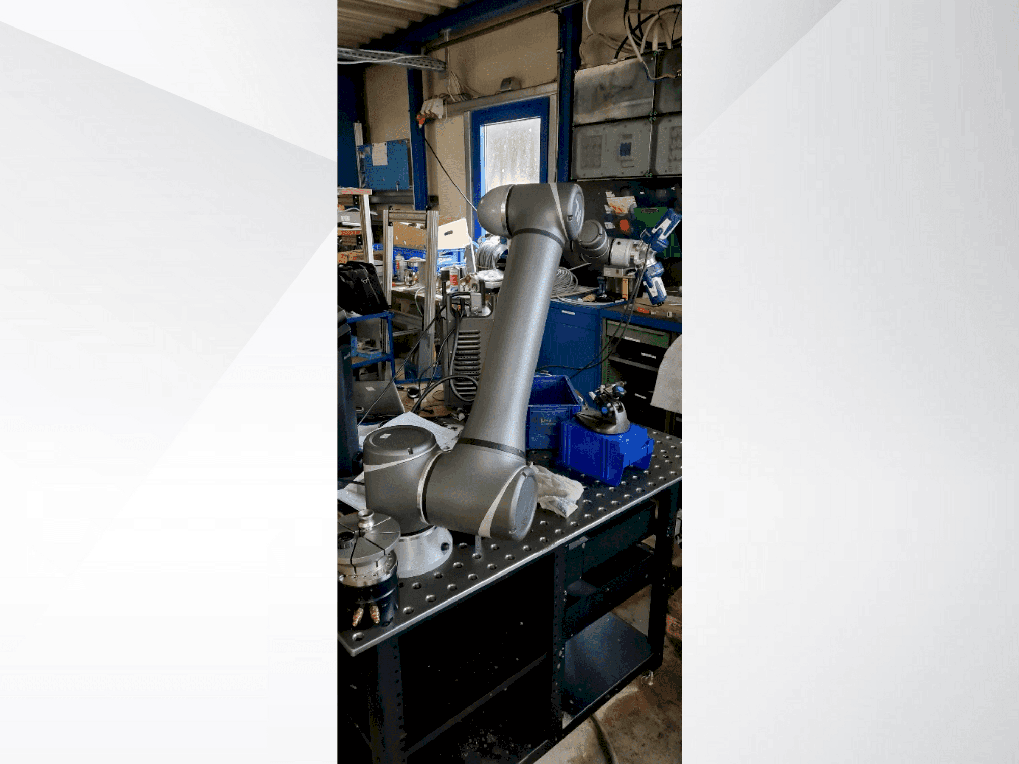 Makine OMRON TM12 - Önden görünüm