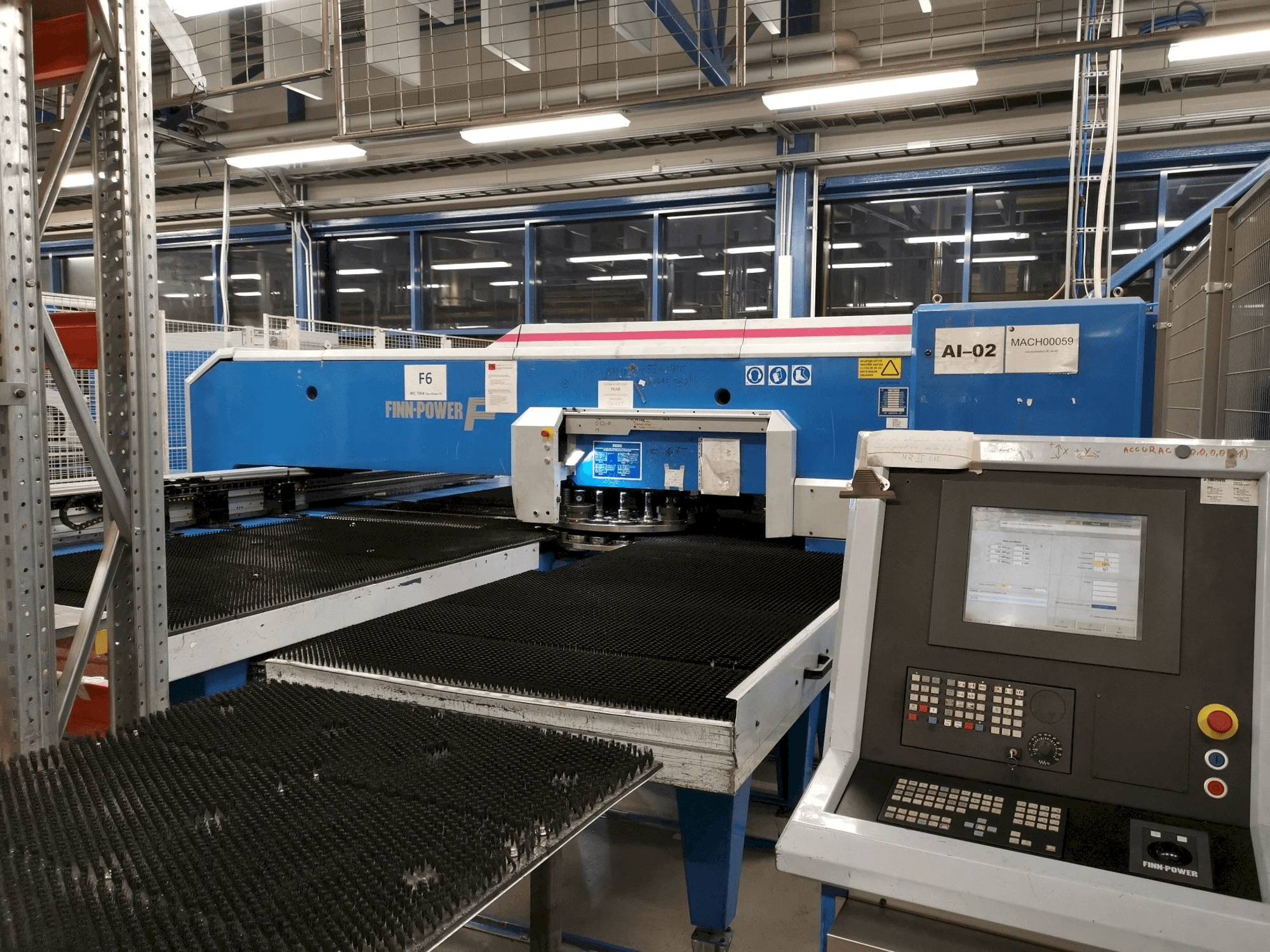 Makine Finn-Power F6SU - Önden görünüm