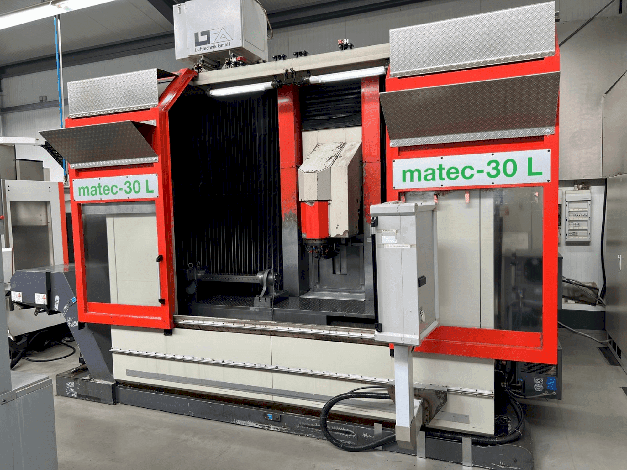 Makine Matec 30 L - Önden görünüm