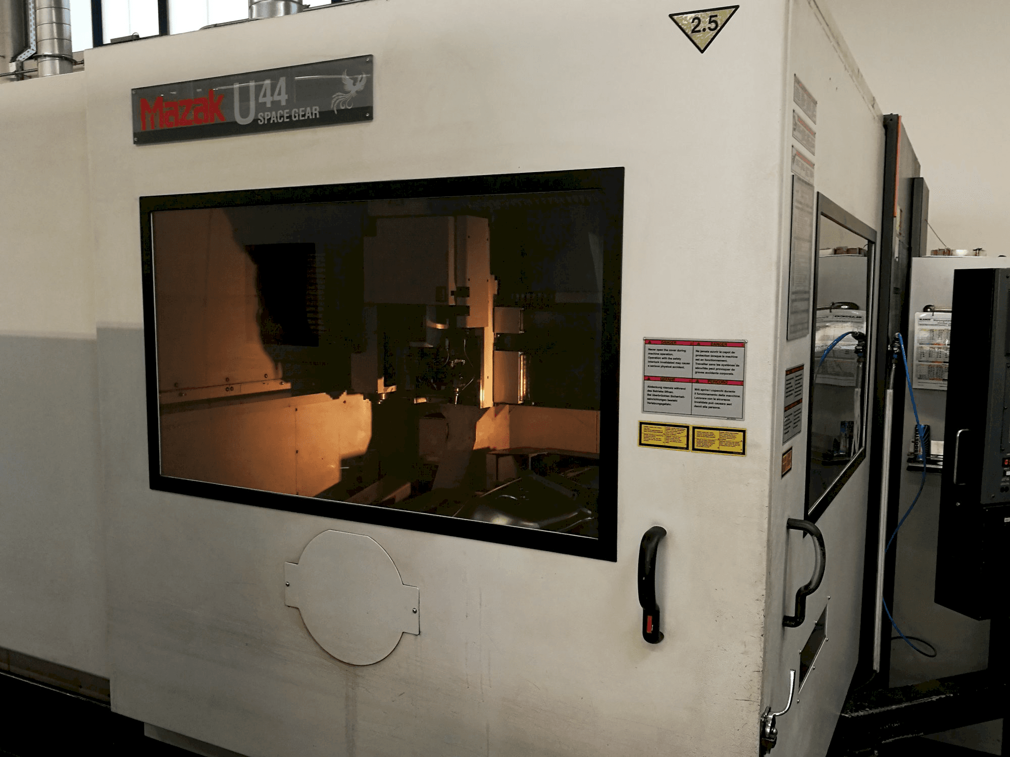 Makine Mazak - Sol görünüm Space Gear-U44