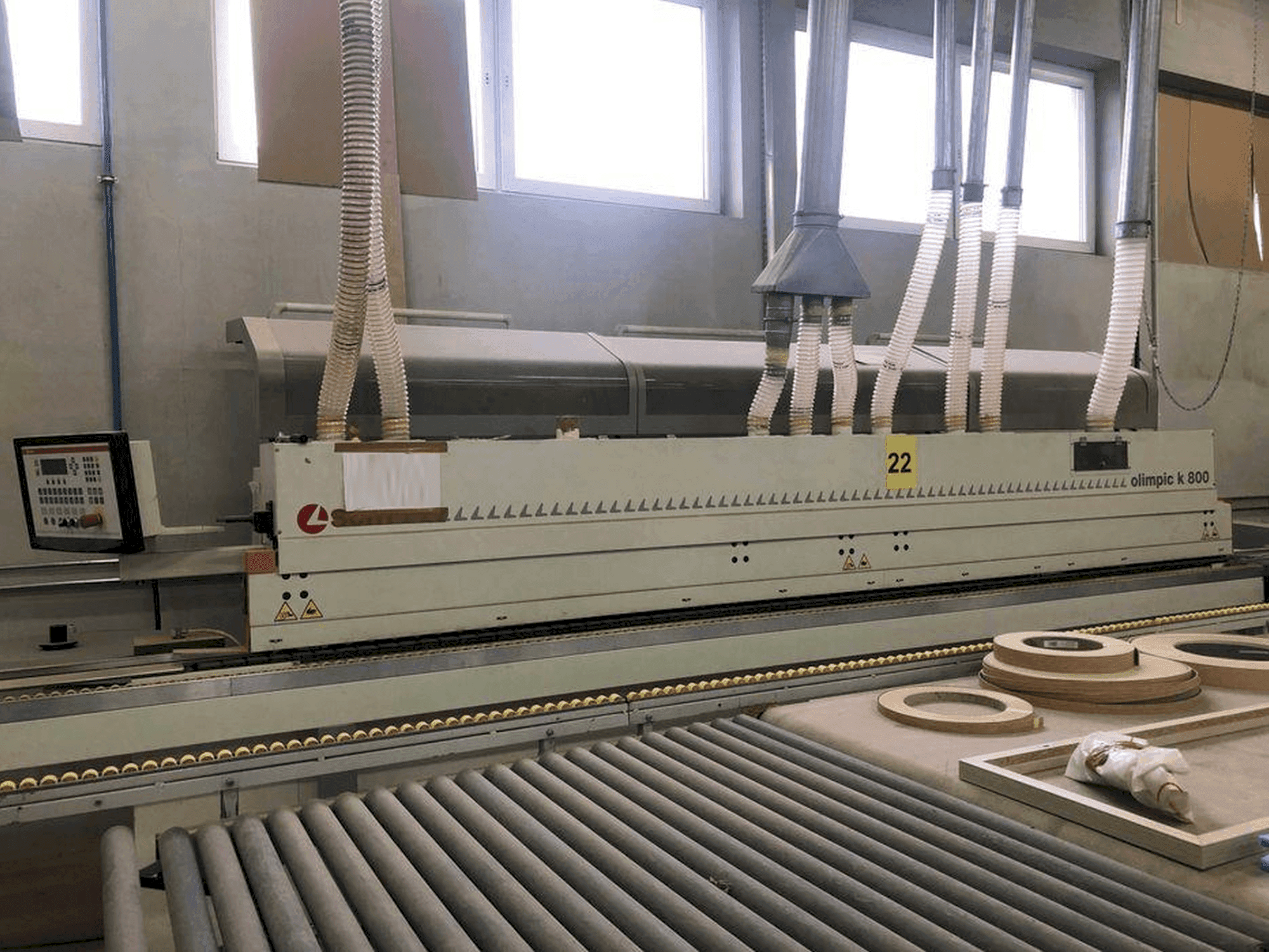 Makine SCM Olimpic K800 - Önden görünüm