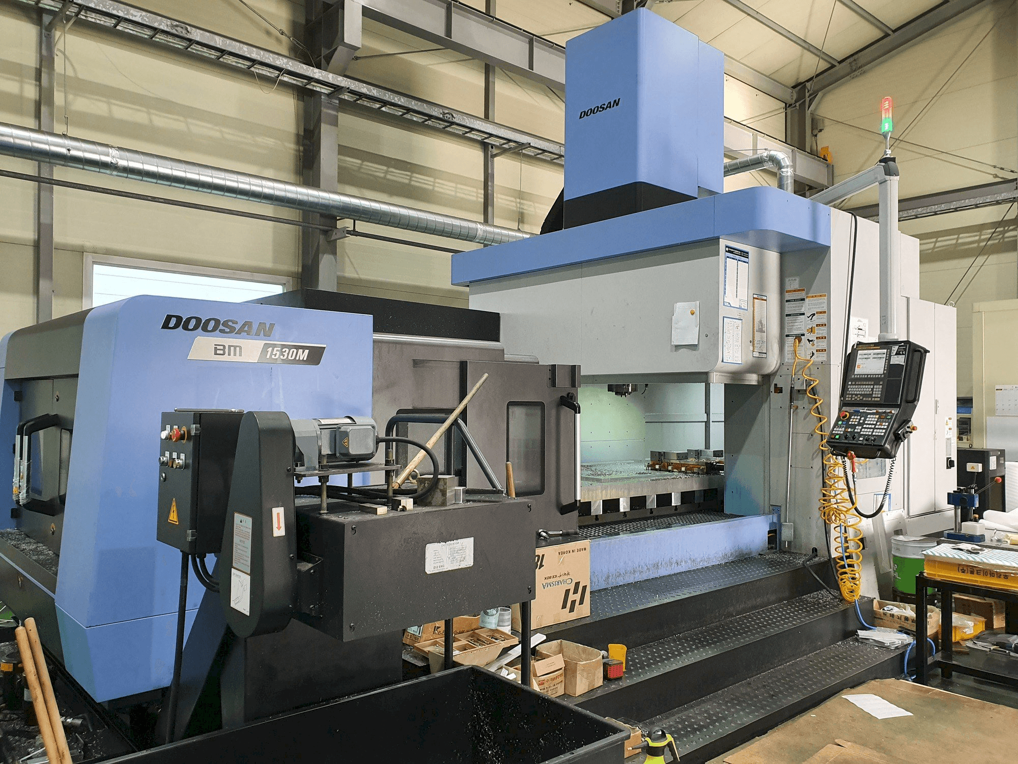 Makine Doosan BM1530M - Önden görünüm