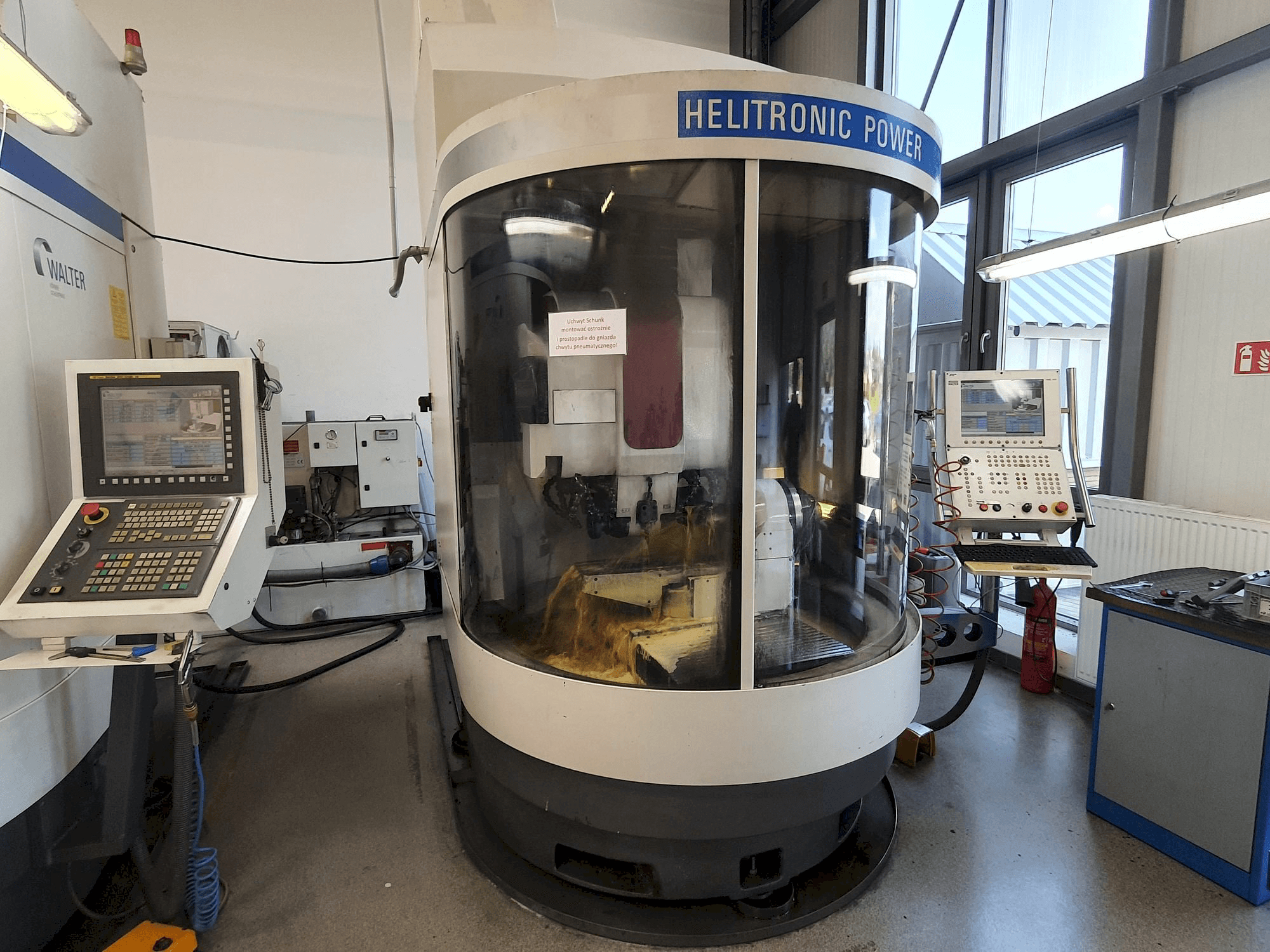 Makine Walter Helitronic Power - Önden görünüm