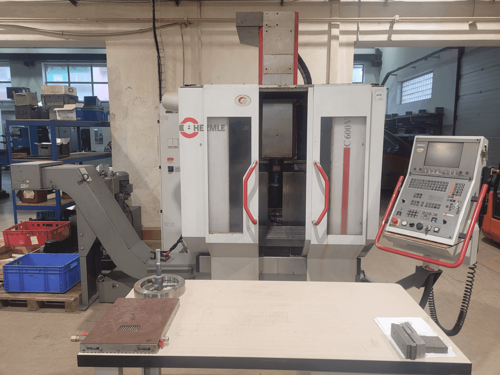 Makine HERMLE C 600 V - Önden görünüm