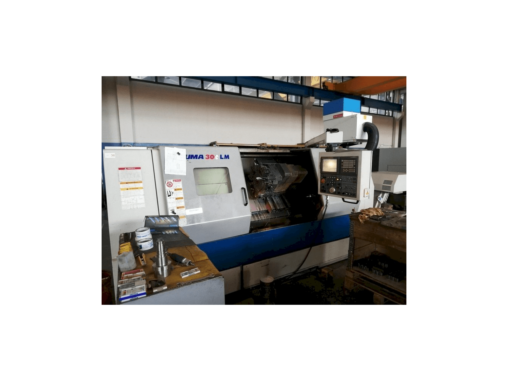 Makine Doosan PUMA 300 LMB - Önden görünüm