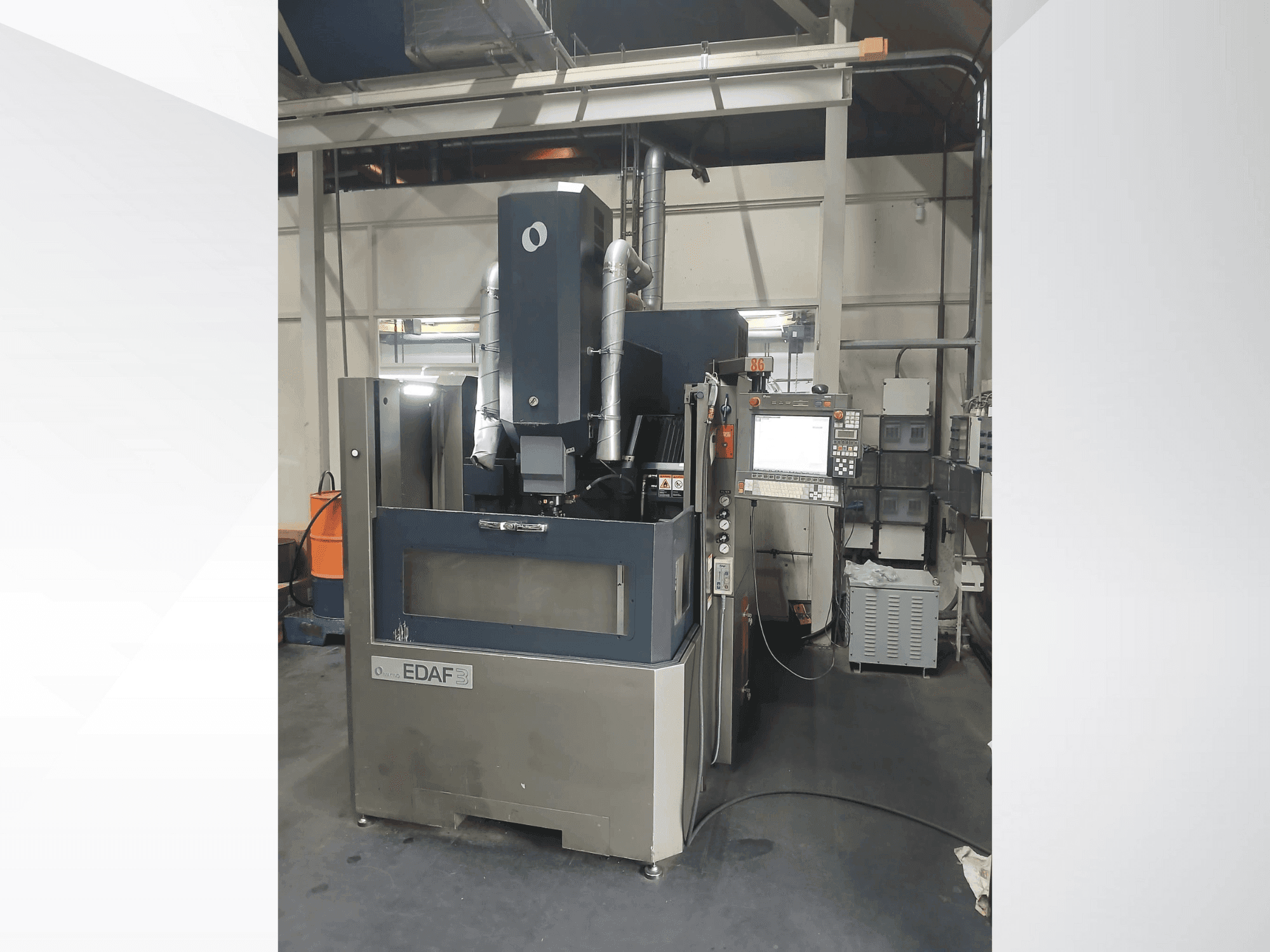 Makine Makino EDAF3 - Önden görünüm