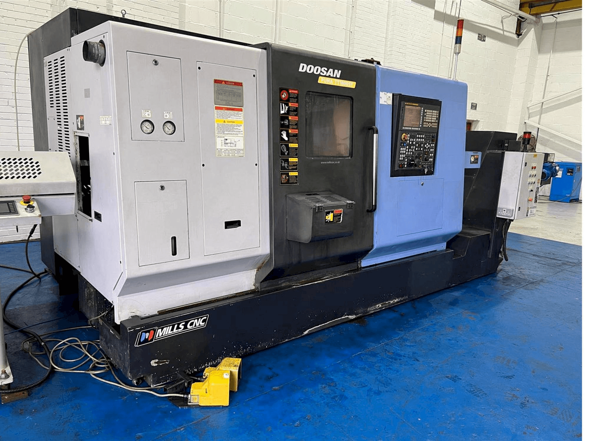 Makine Doosan TT1800SY - Önden görünüm