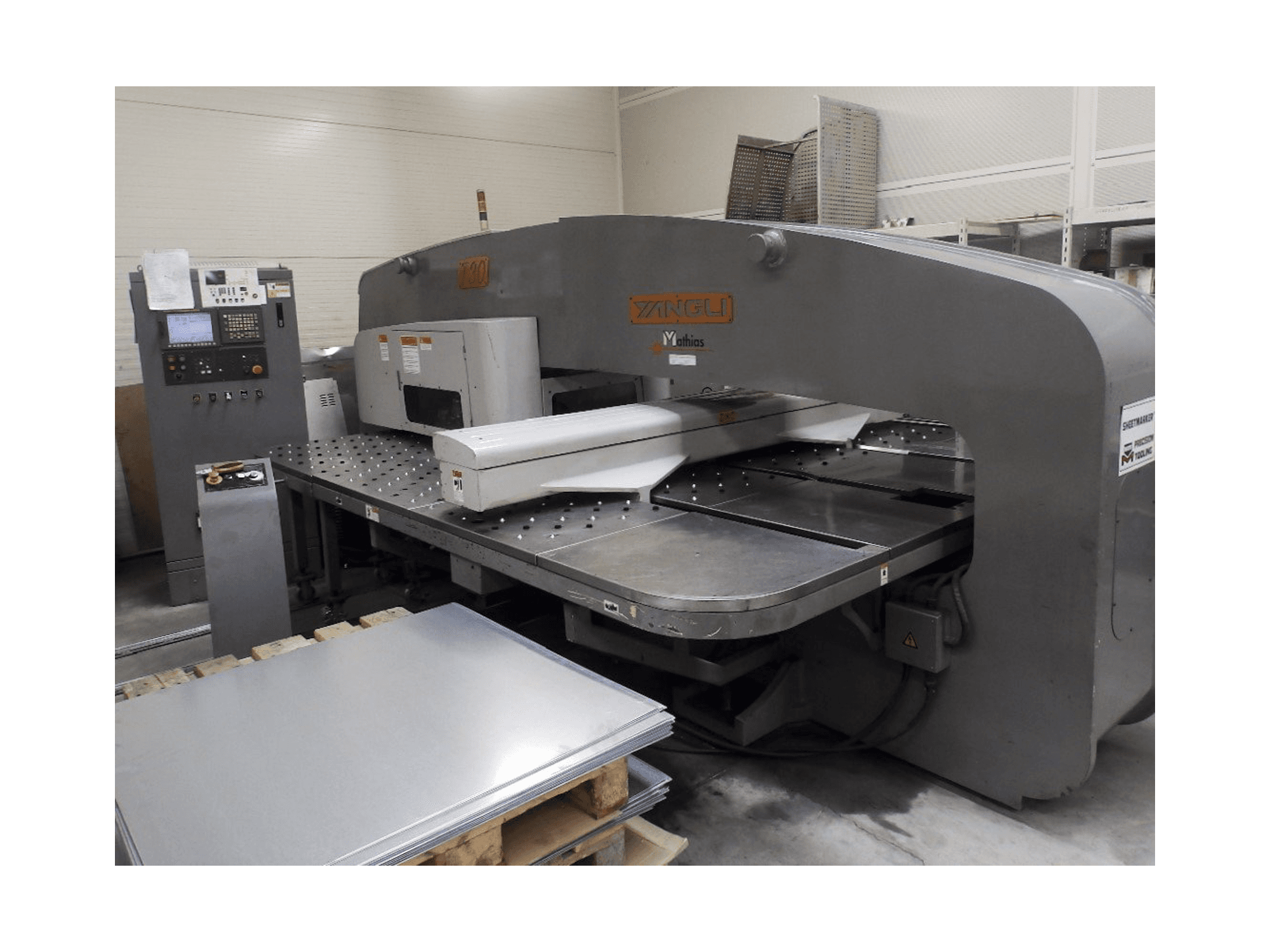 Makine Yangli - Sol görünüm T30