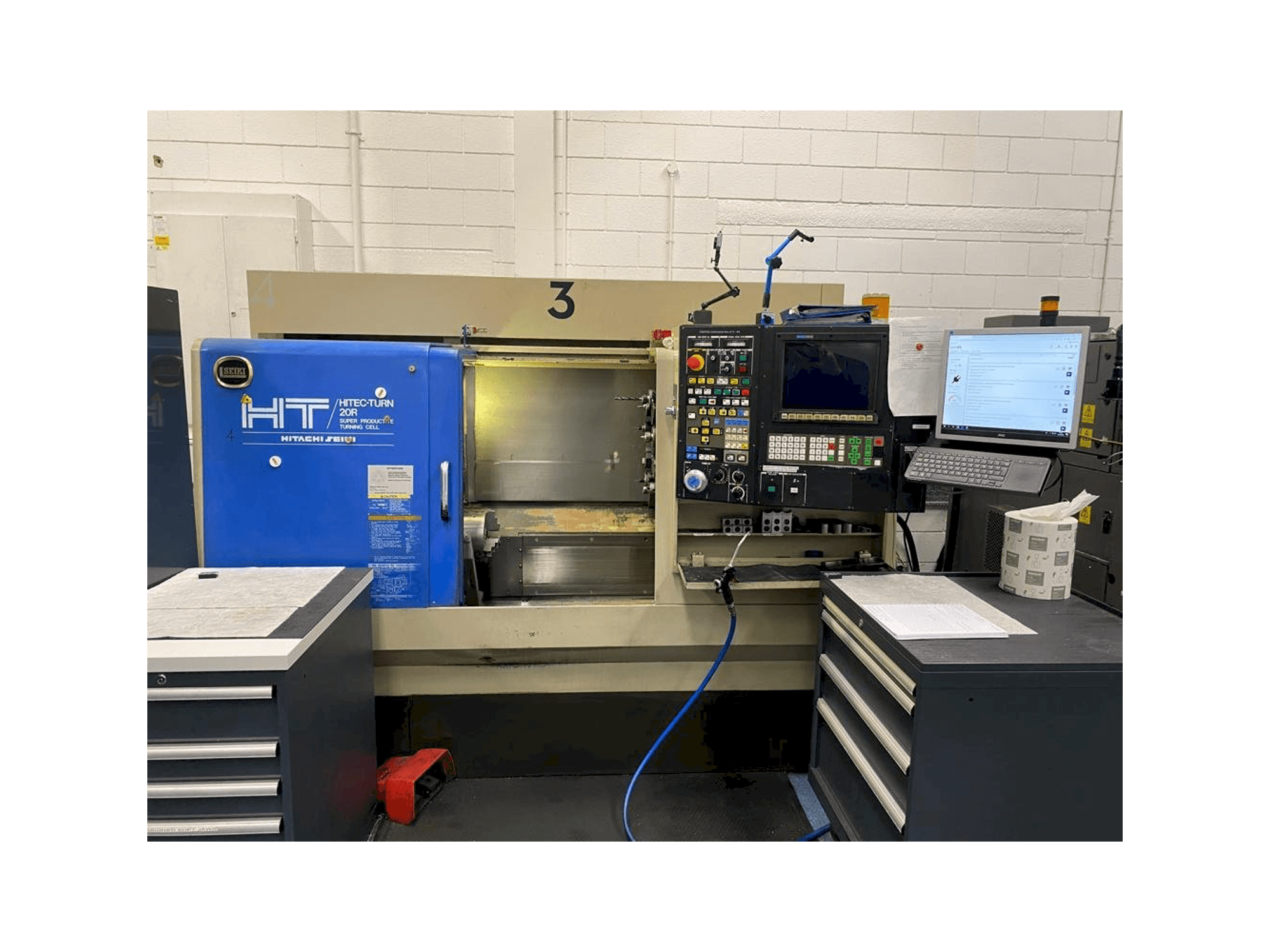 Makine HITACHI SEIKI Hi Tech 20R - Önden görünüm