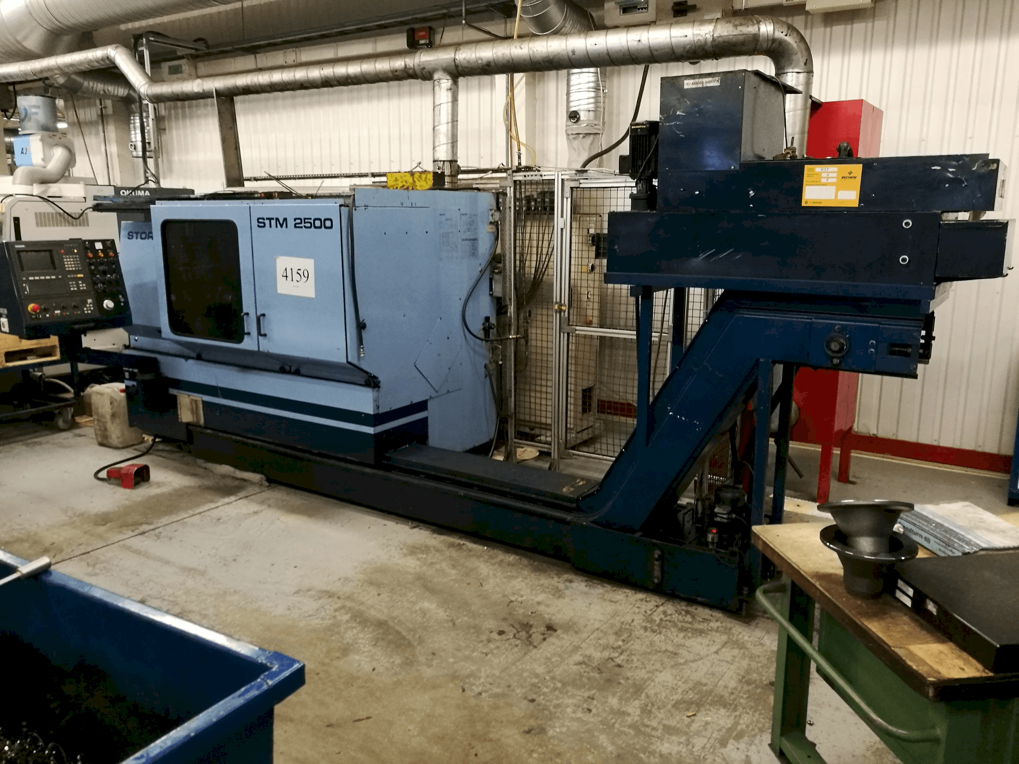 Makine STOREBRO STM 2500 - Önden görünüm