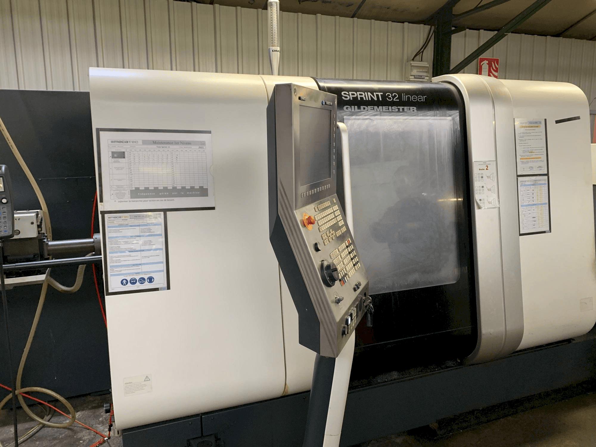 Makine DMG SPRINT 32 linear - Önden görünüm