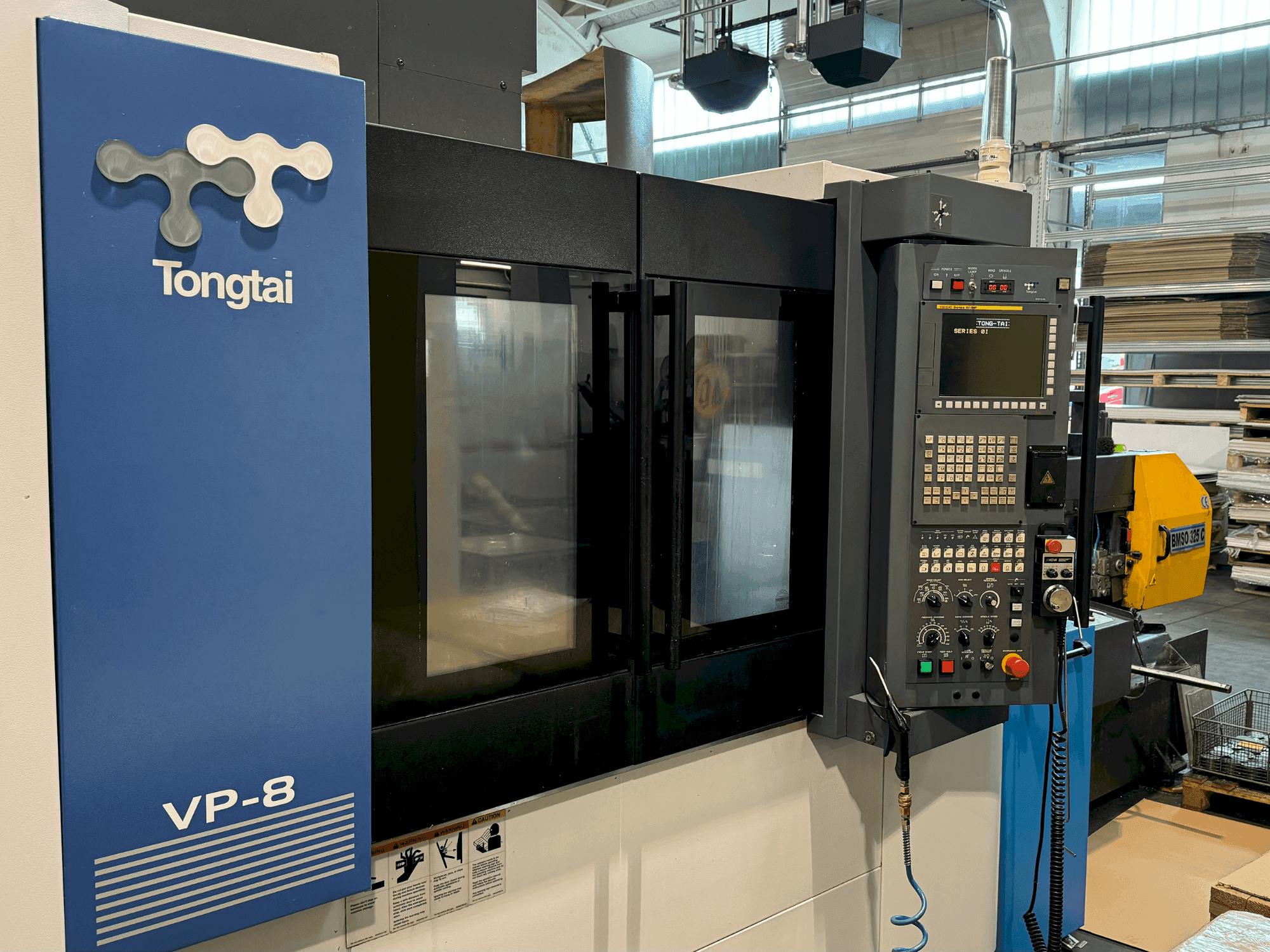 Makine Tongtai VP-8 - Önden görünüm