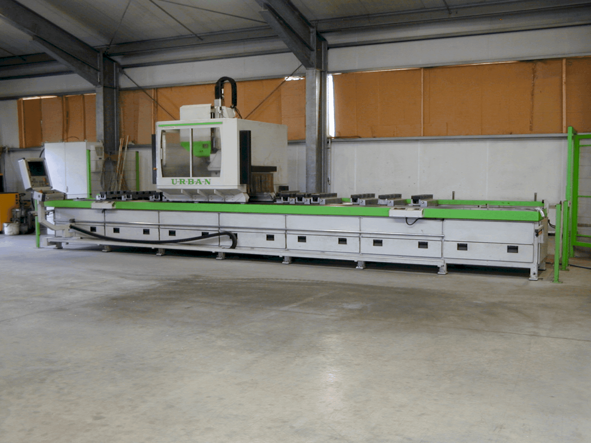 Makine URBAN PF 6500 - Önden görünüm