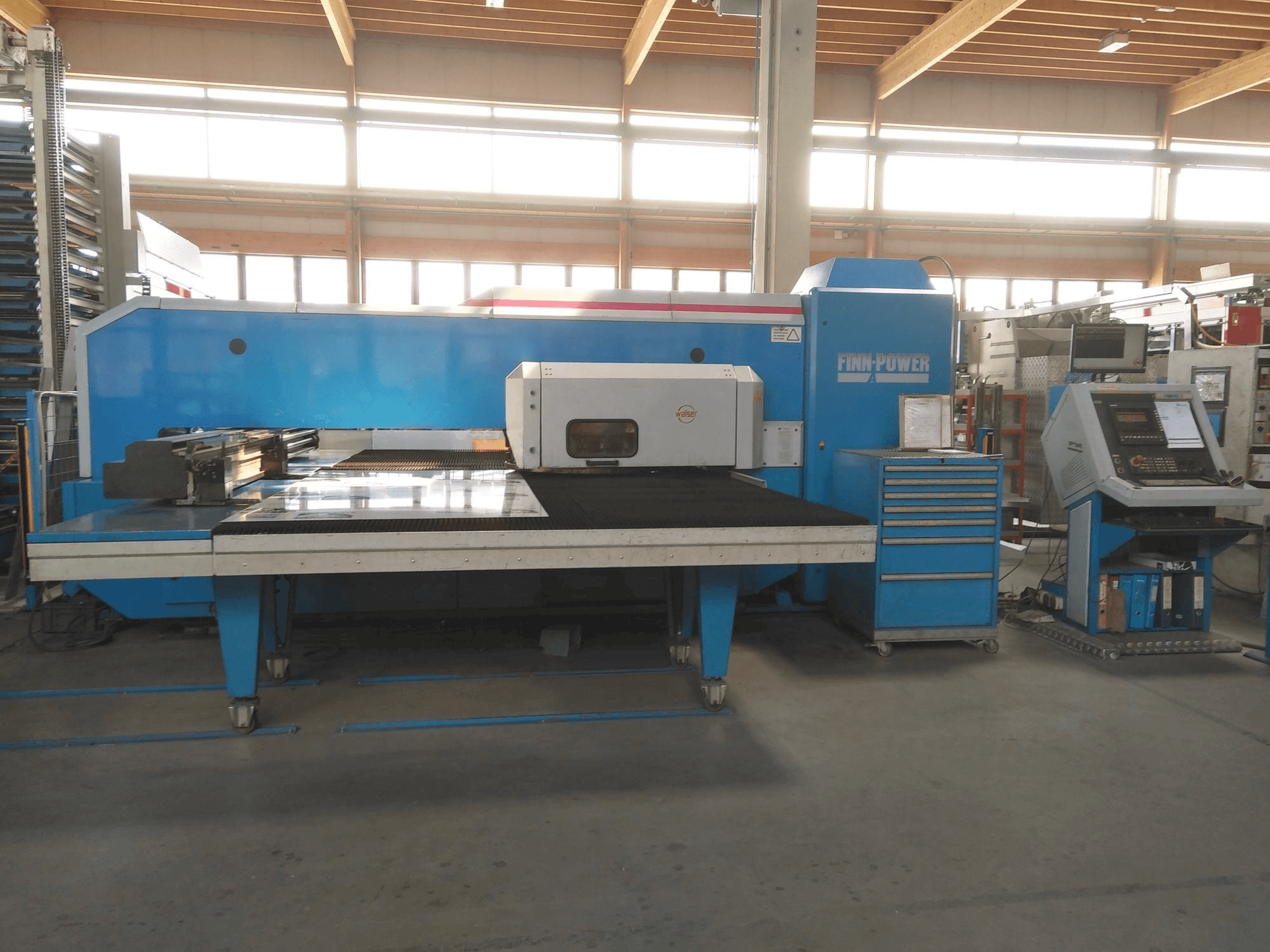 Makine Finn-Power A5-20SB - Önden görünüm