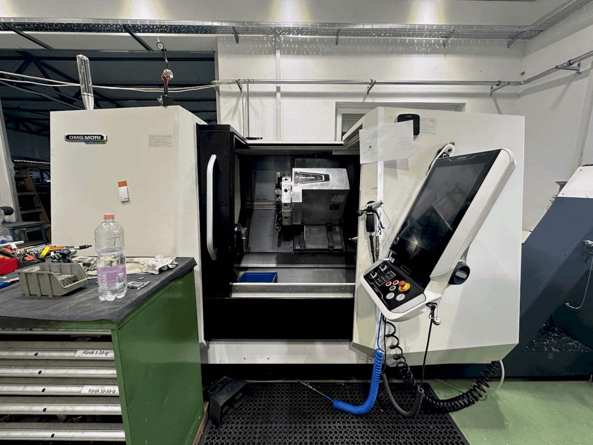 Makine DMG MORI CLX 450 V4 - Önden görünüm